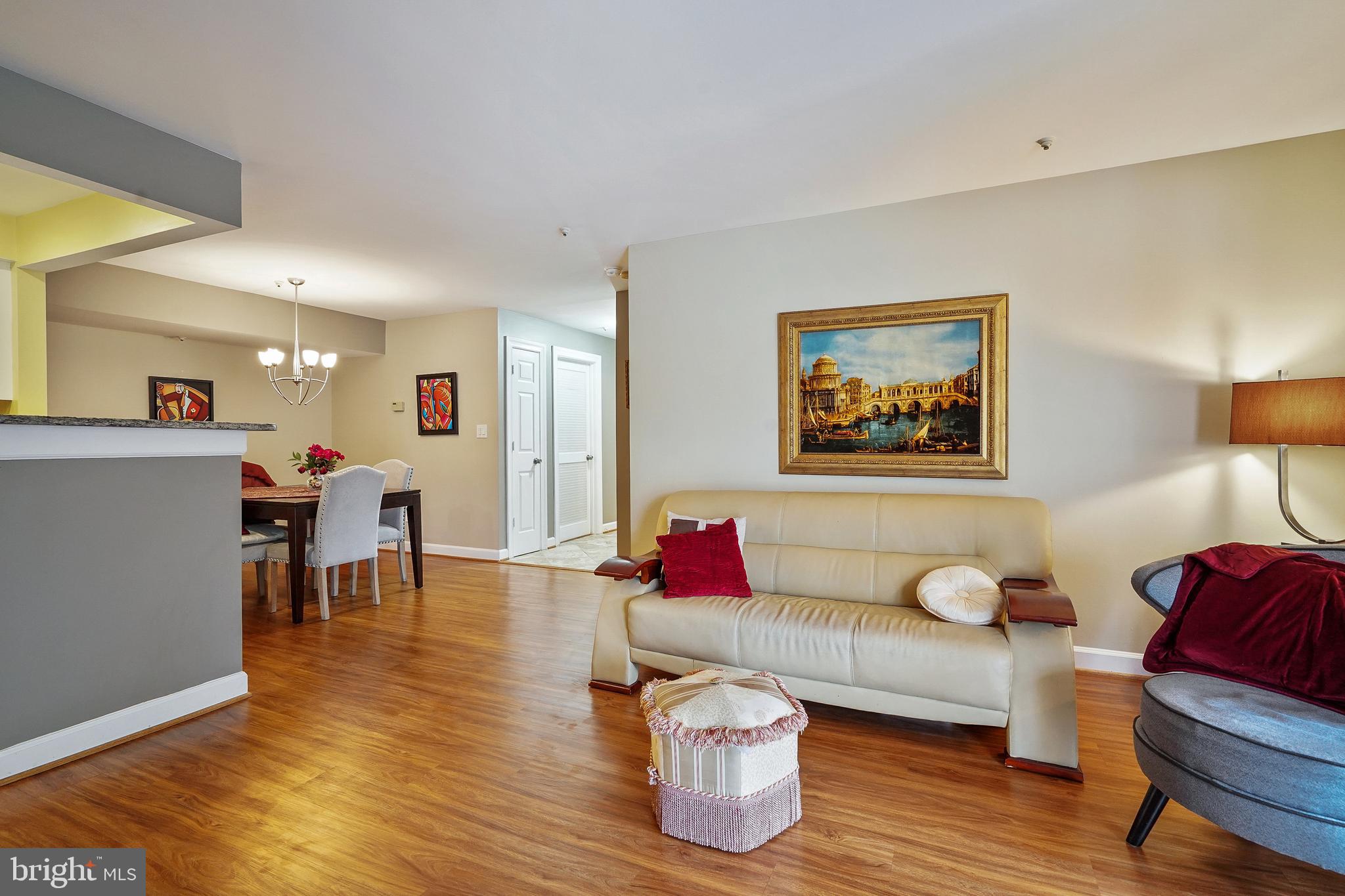 FAIRFIELD HOUSE - Residential