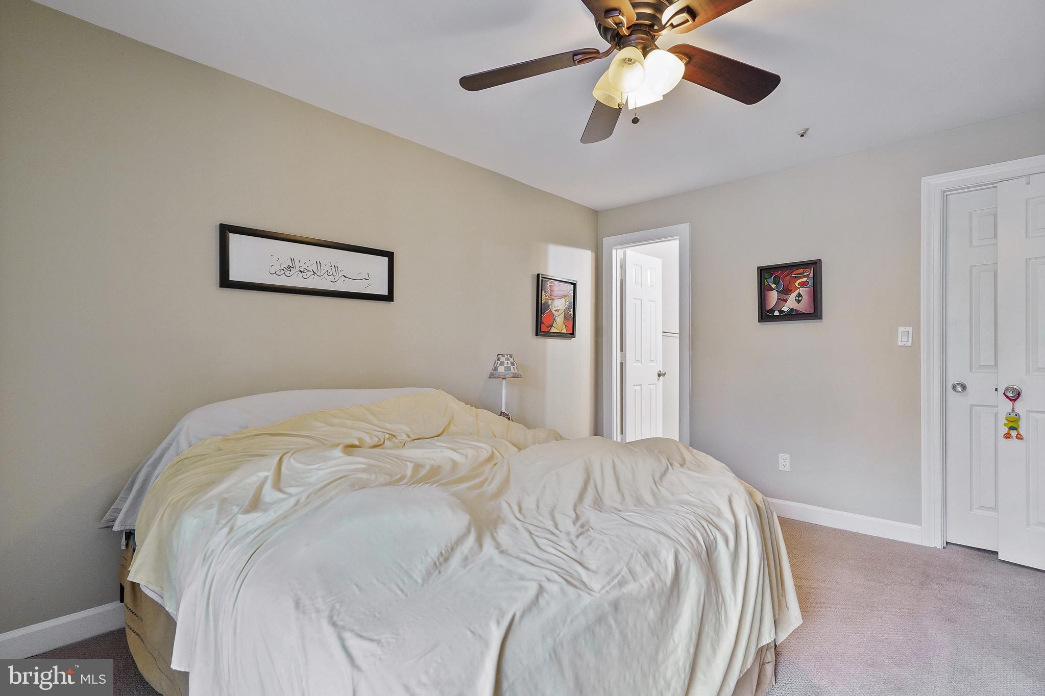 FAIRFIELD HOUSE - Residential