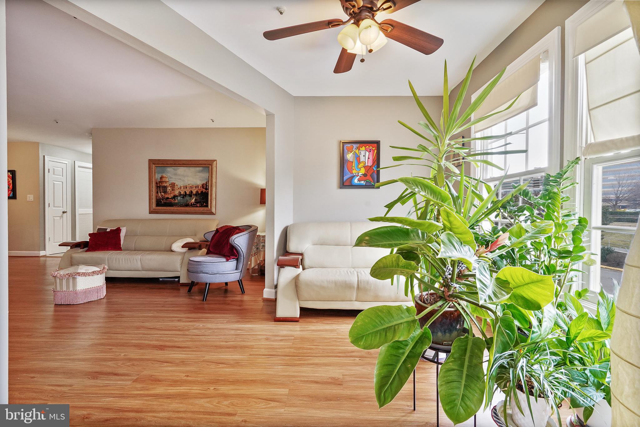 FAIRFIELD HOUSE - Residential