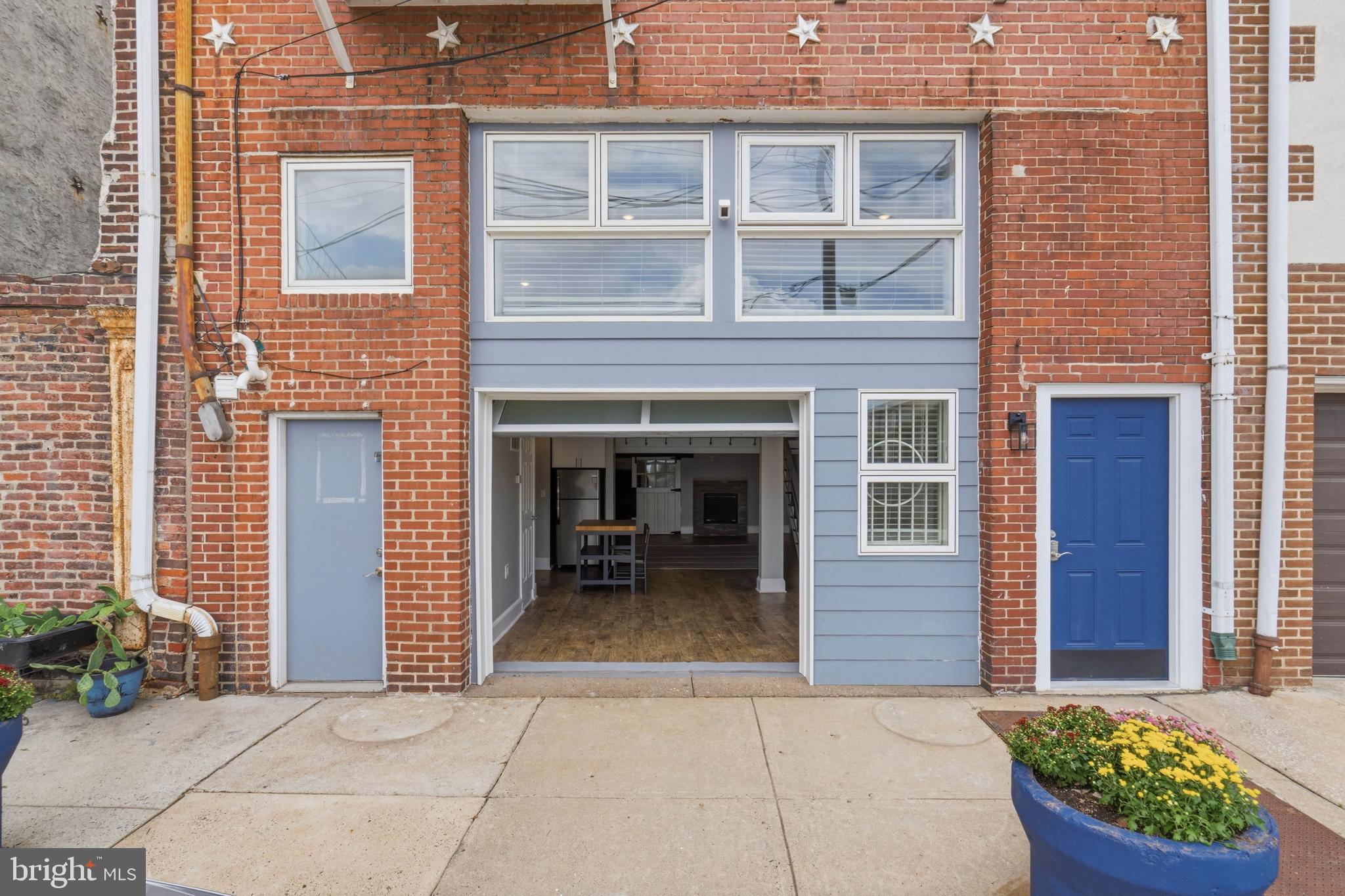 310 N WATER STREET 13