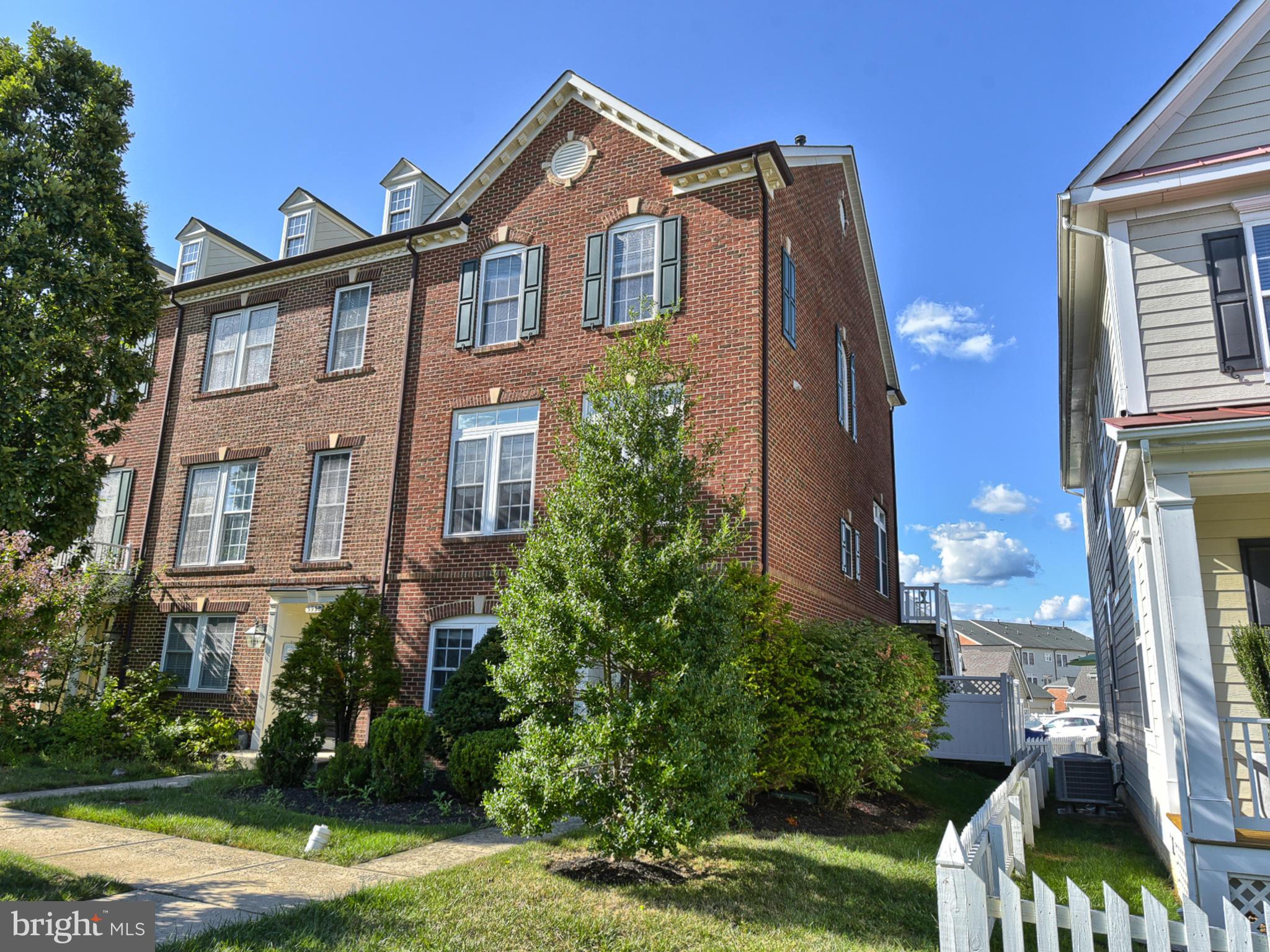 VILLAGES OF URBANA - Residential