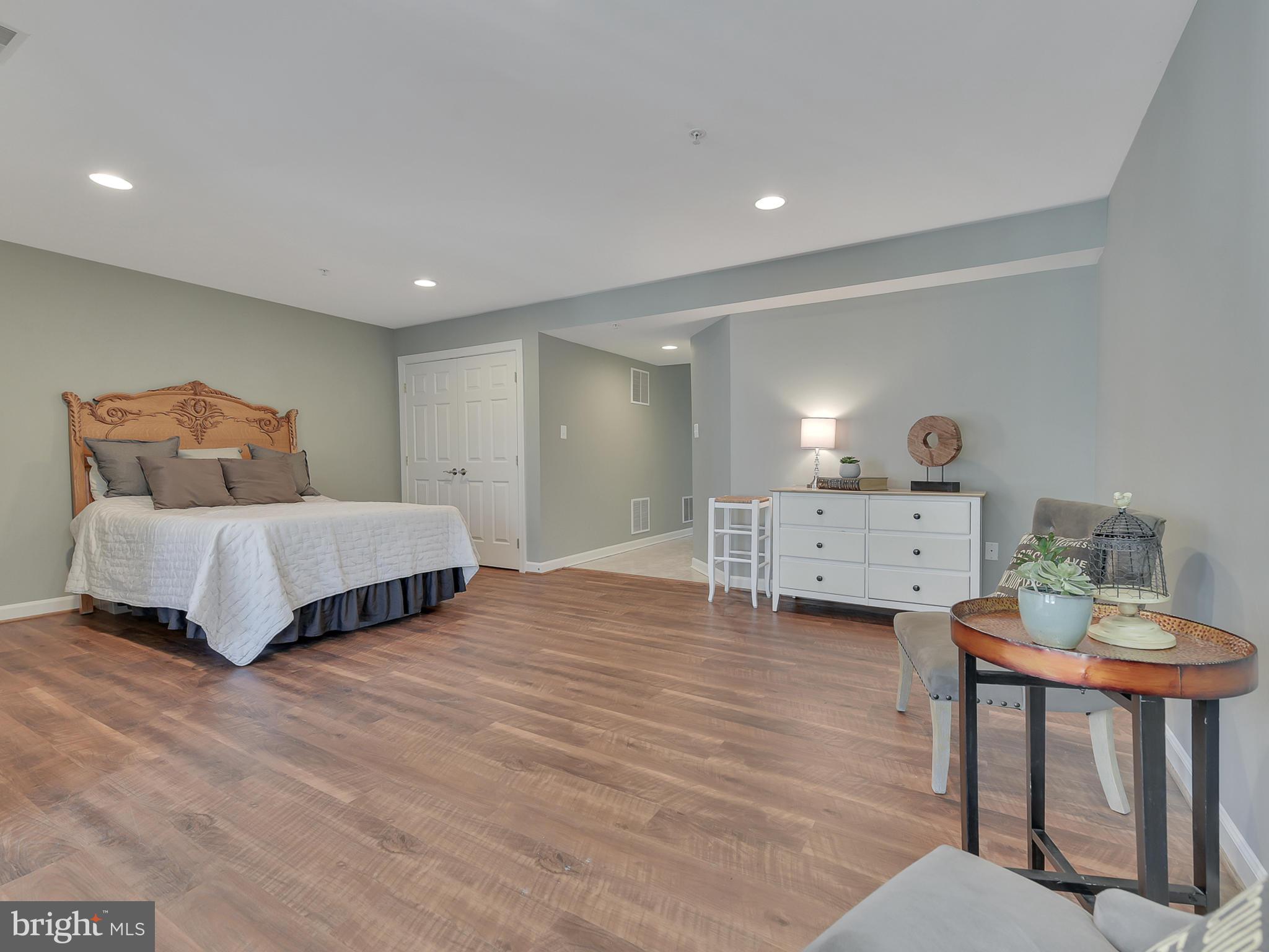 VILLAGES OF URBANA - Residential