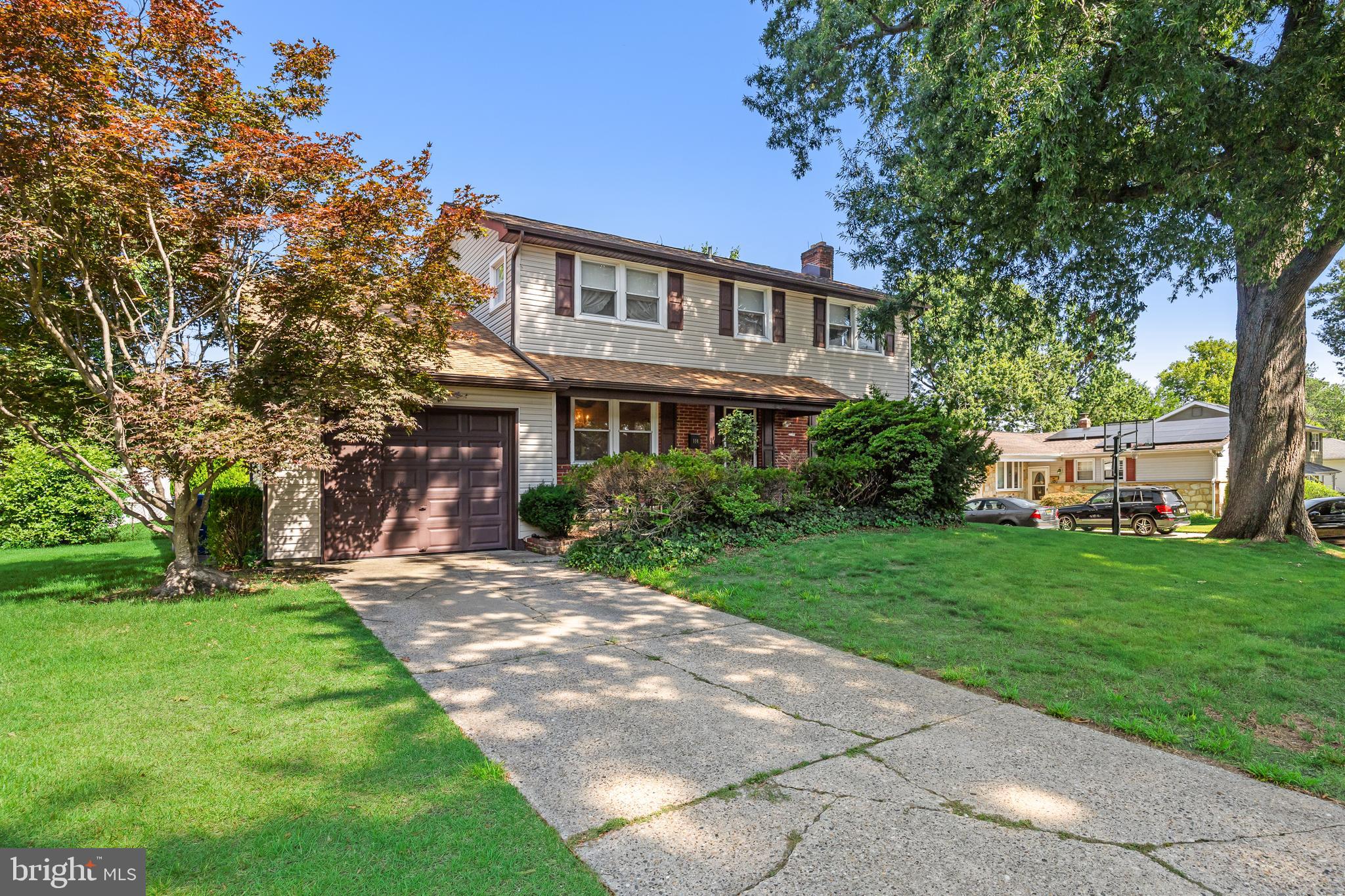 114 RAMBLEWOOD PARKWAY