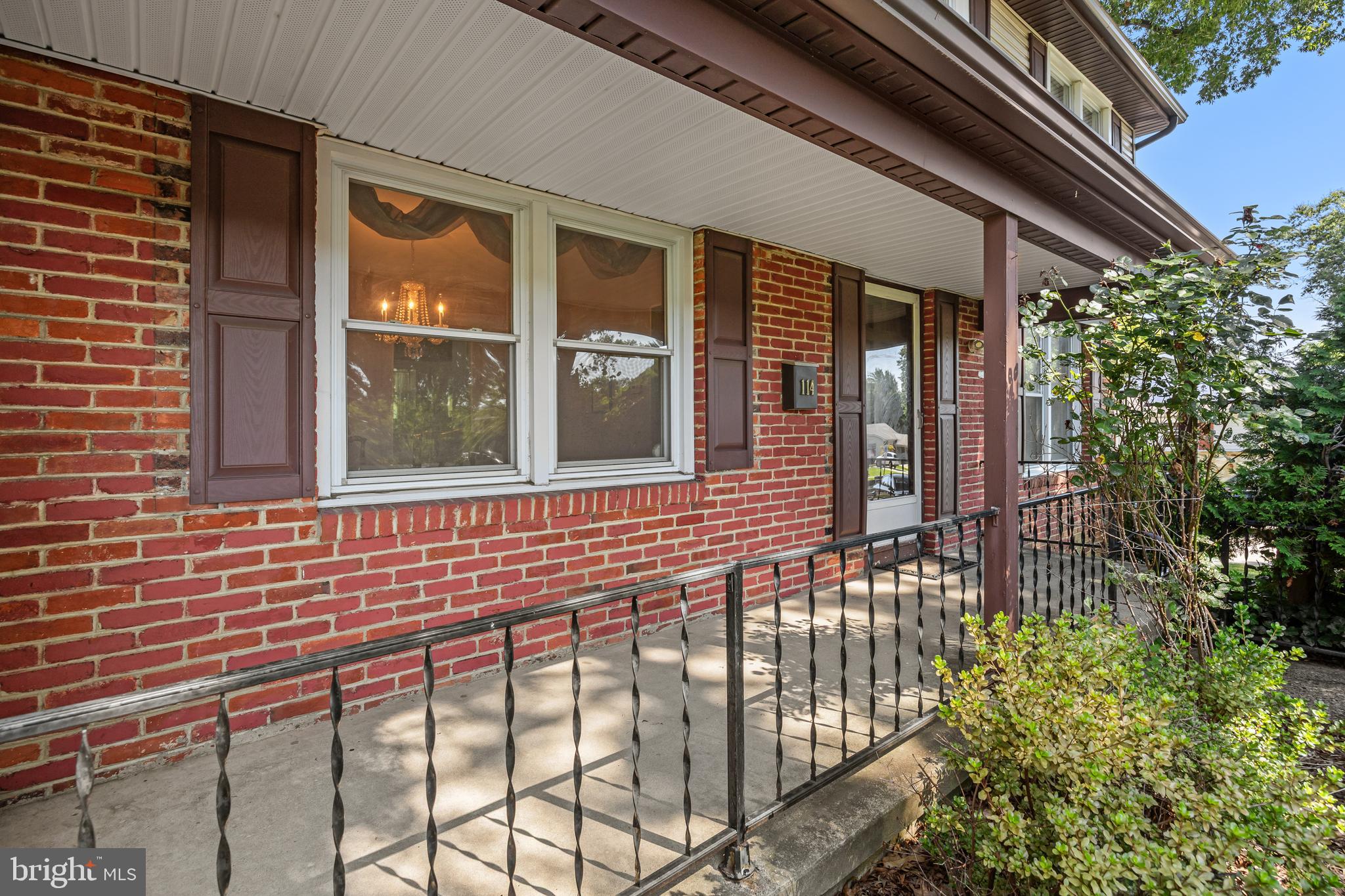 114 RAMBLEWOOD PARKWAY