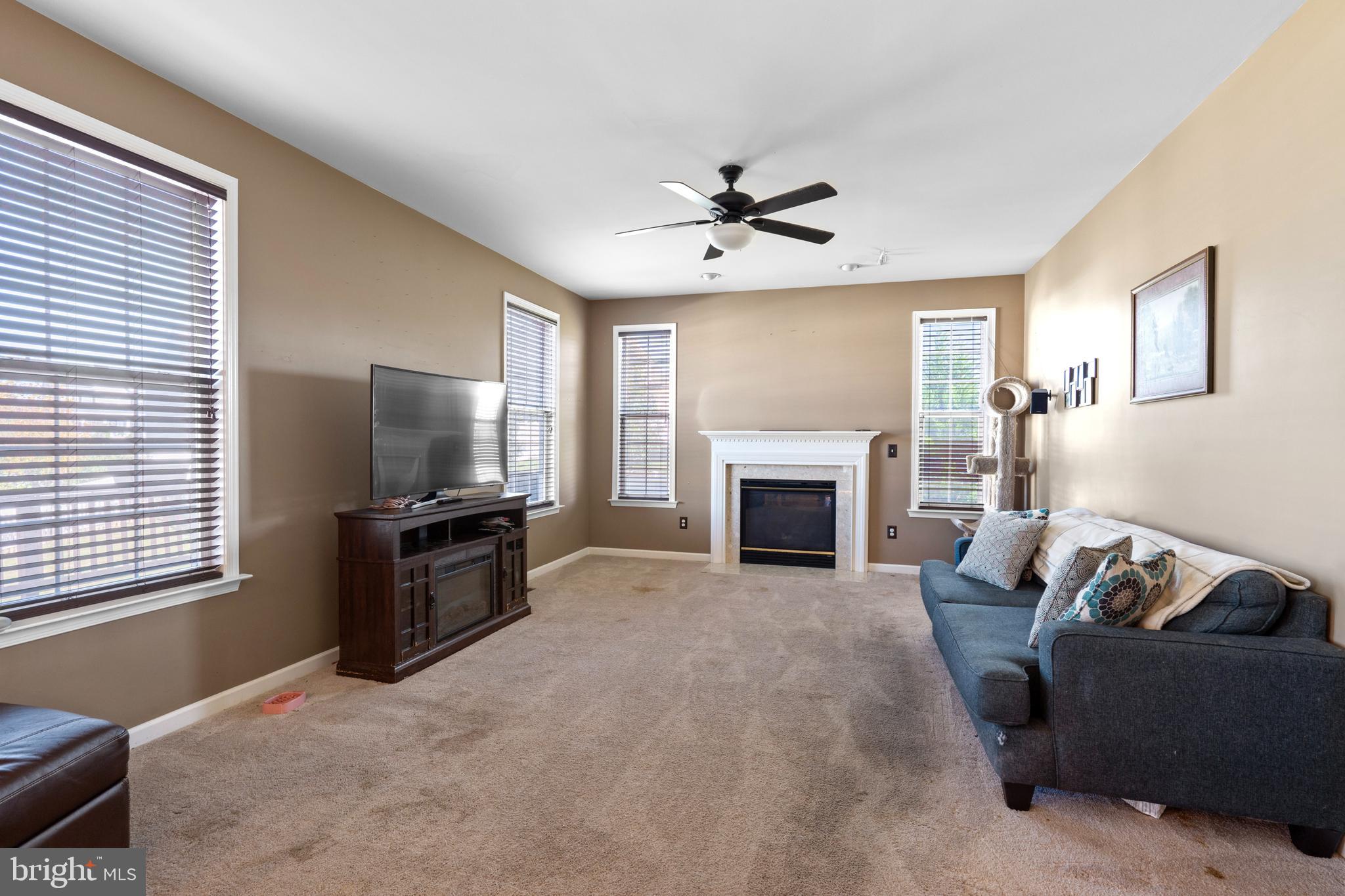 ARCHERS ROCK - Residential