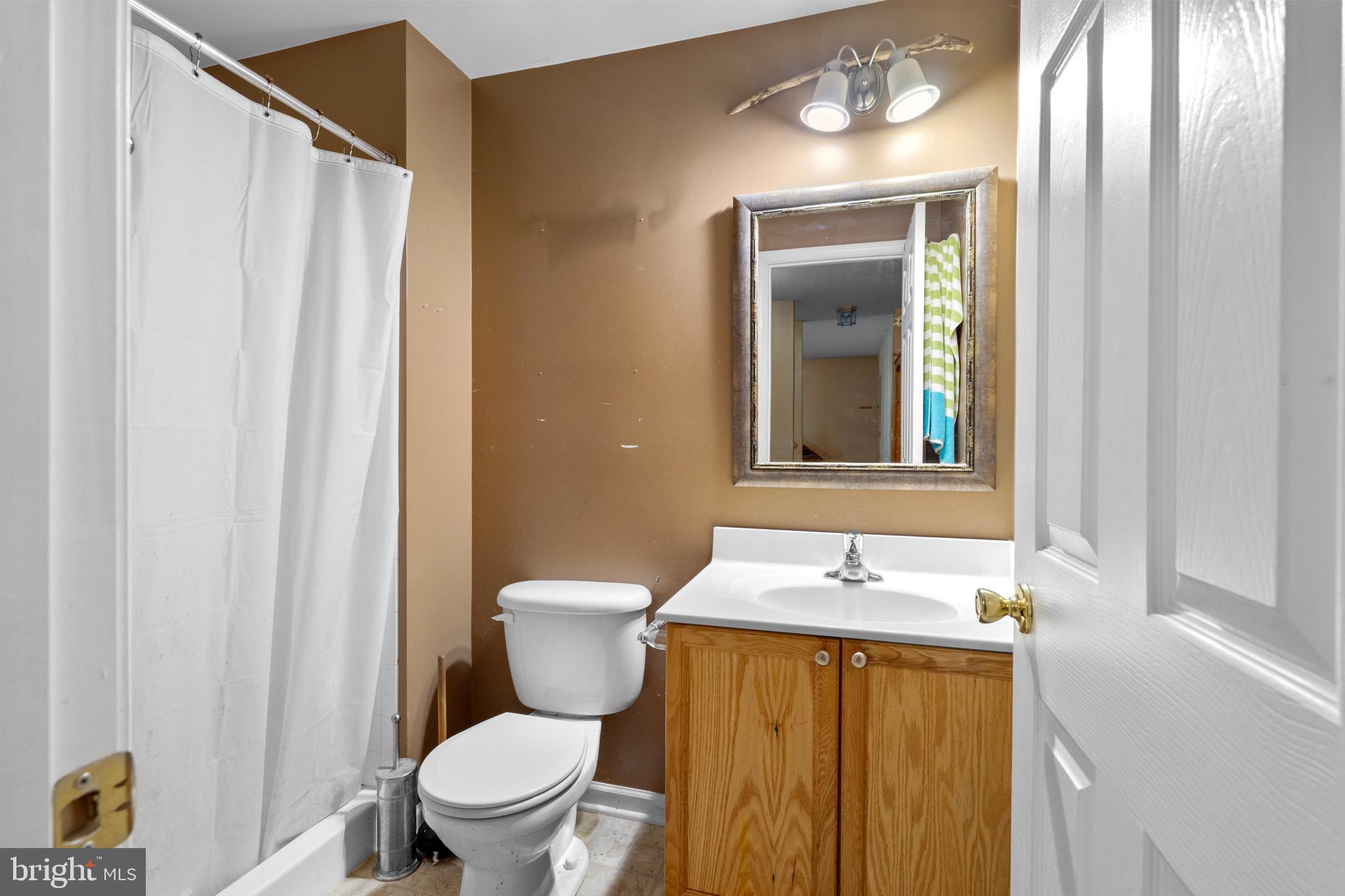 ARCHERS ROCK - Residential