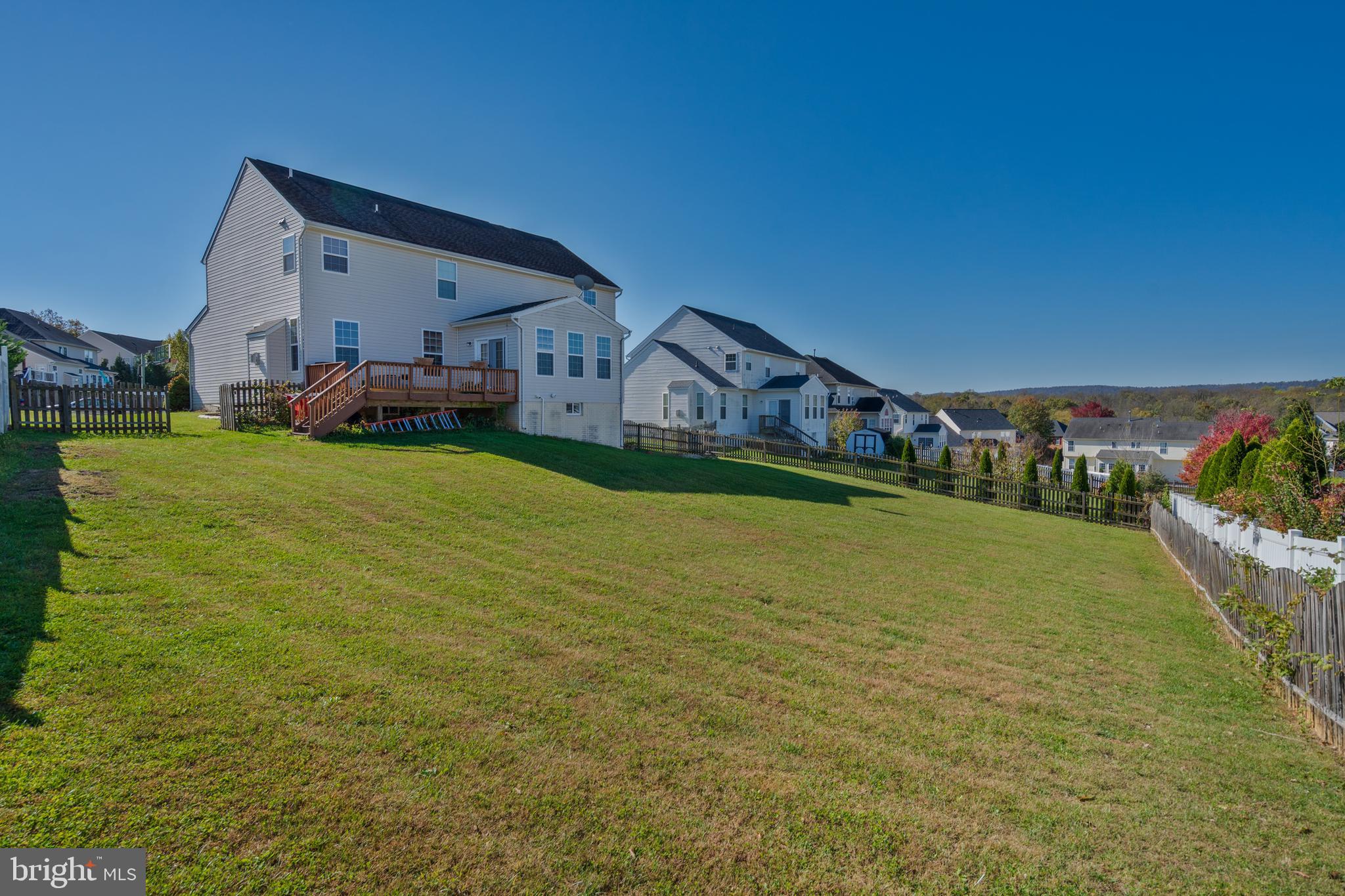 ARCHERS ROCK - Residential