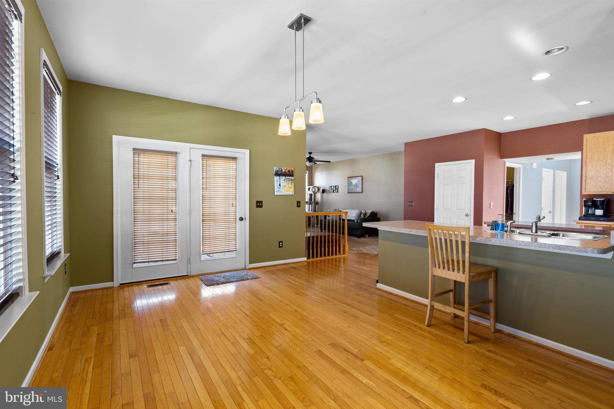 ARCHERS ROCK - Residential