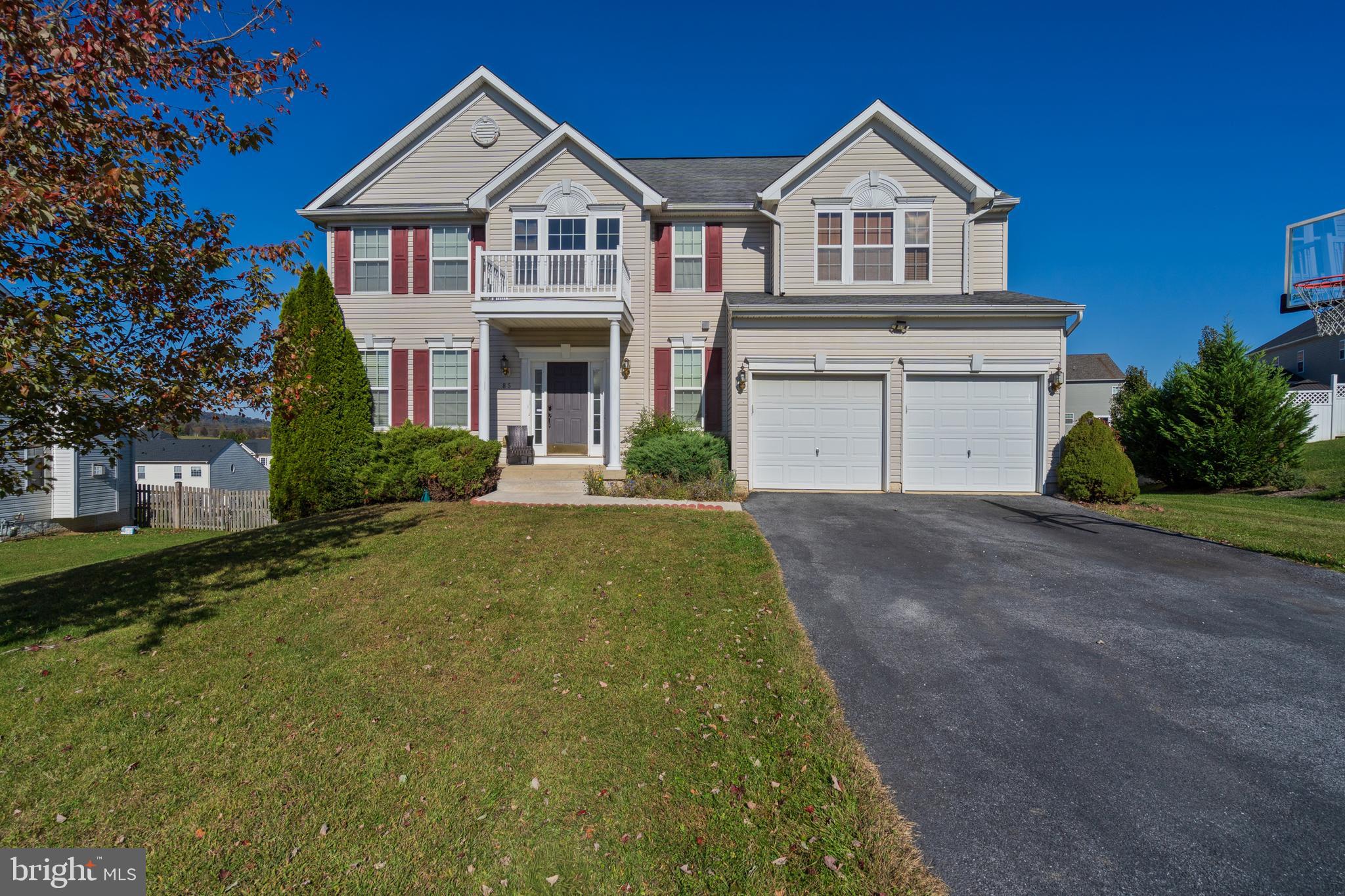 ARCHERS ROCK - Residential