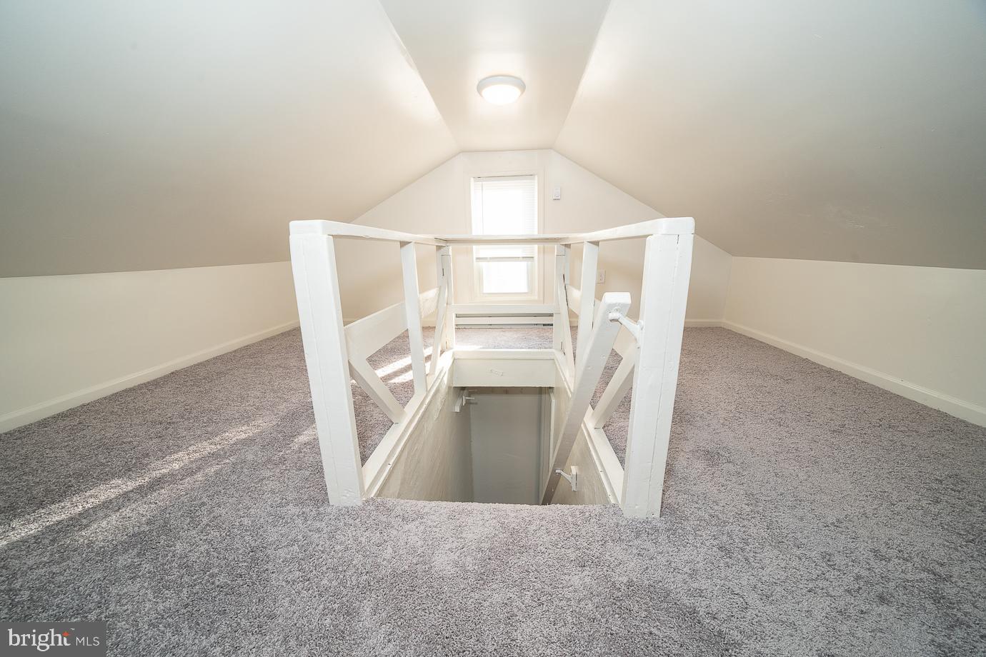 SOUTH MEDIA - Residential Lease