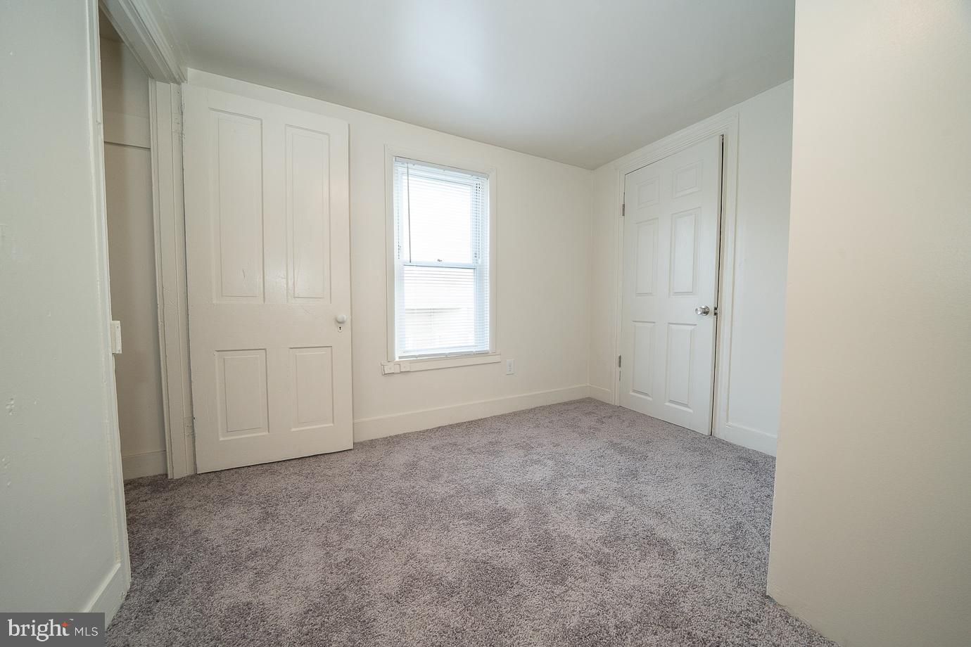 SOUTH MEDIA - Residential Lease