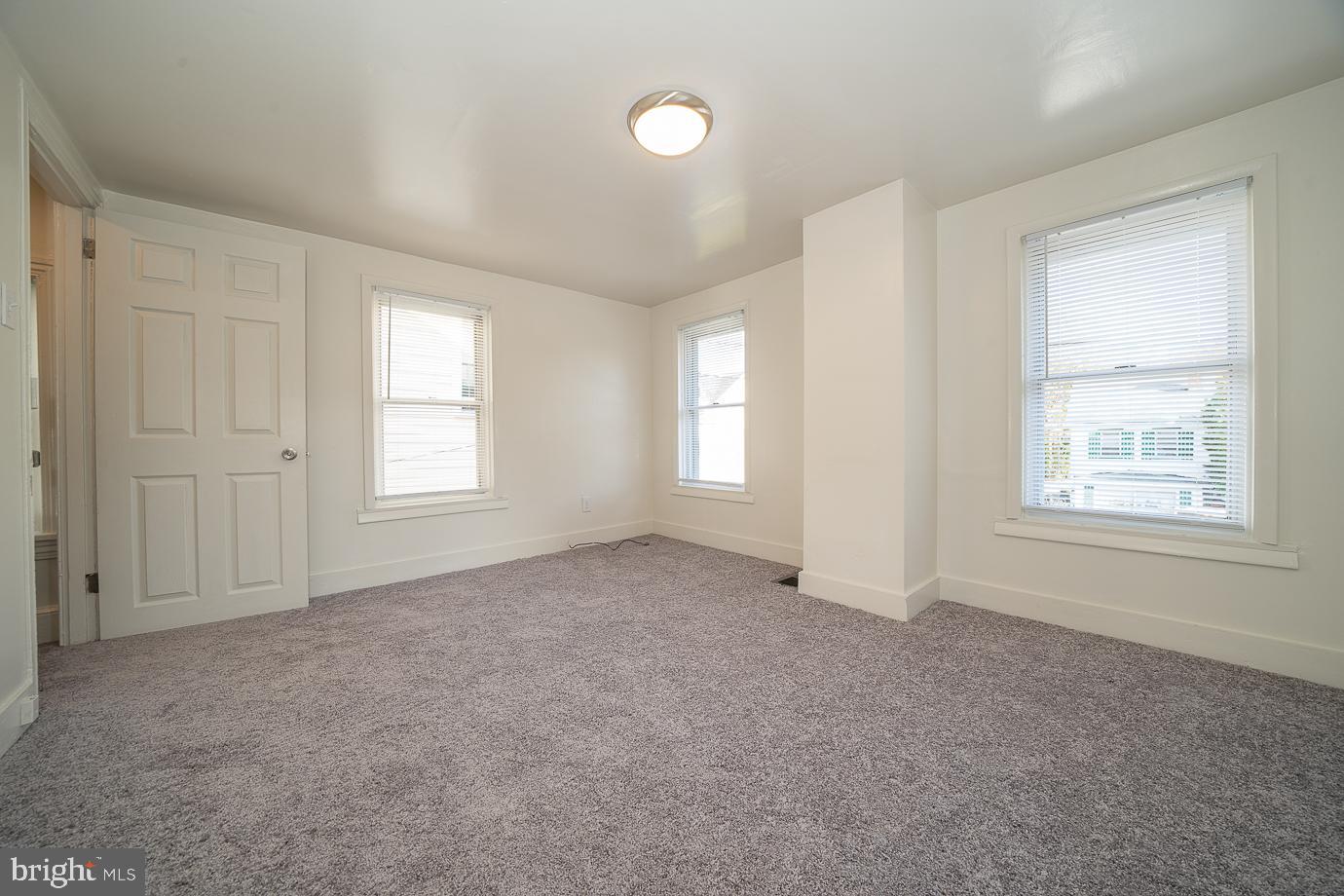 SOUTH MEDIA - Residential Lease