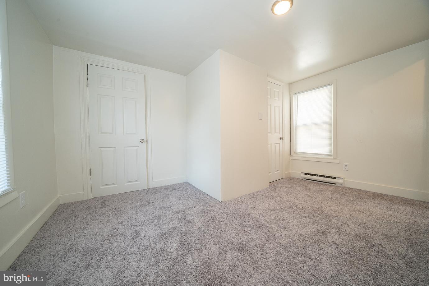 SOUTH MEDIA - Residential Lease