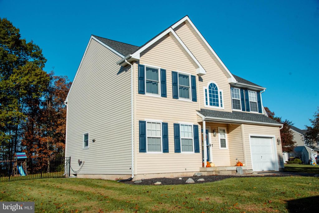 Photo of 1134 Virginia Way, QUAKERTOWN, PA 18951 (MLS # PABU2108244)