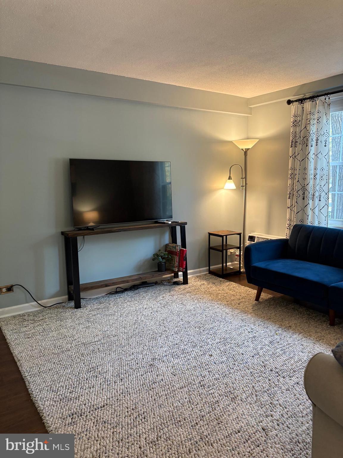 206 N GEORGE MASON DRIVE 1