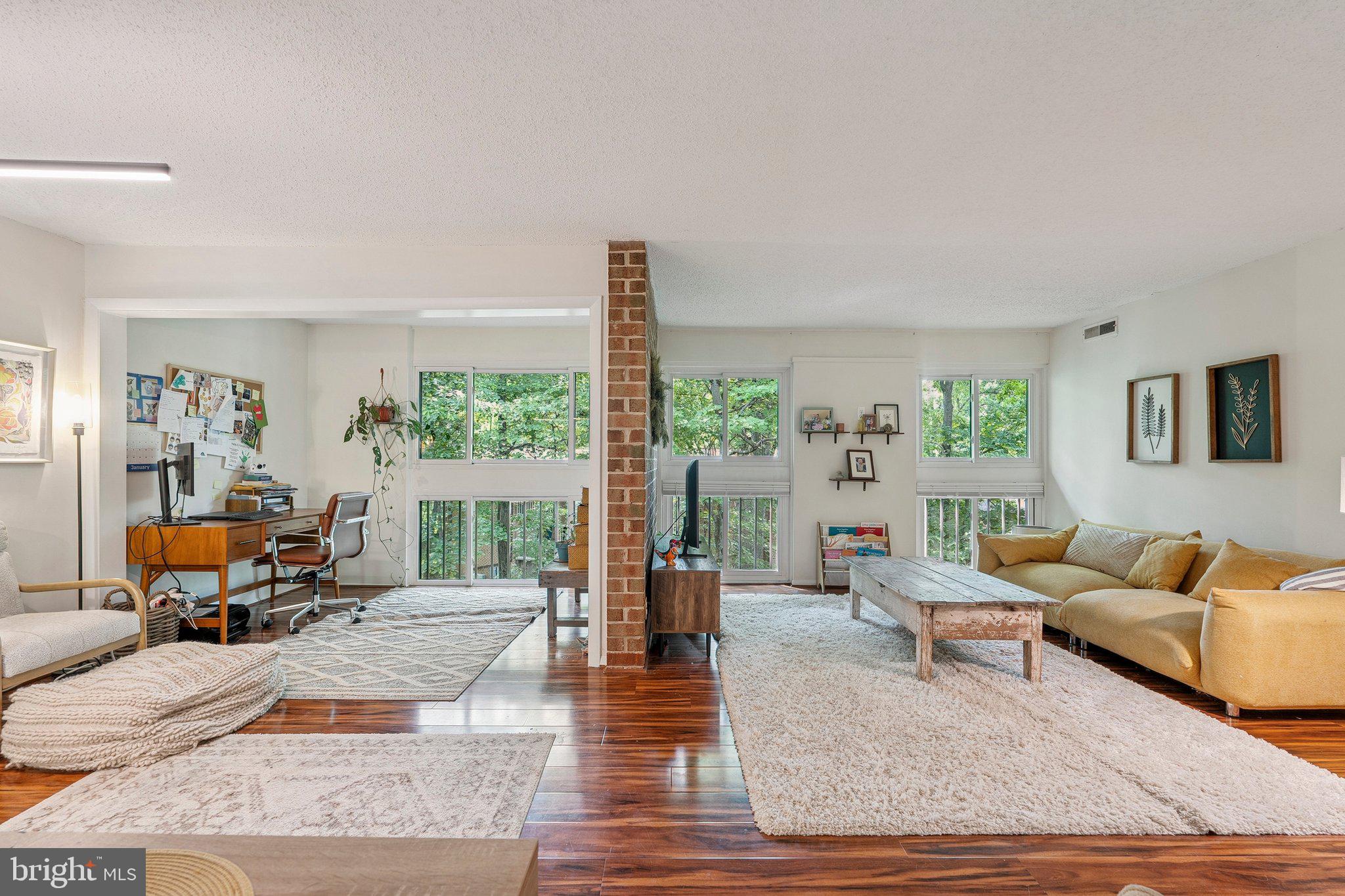 LAKEVIEW - Residential Lease