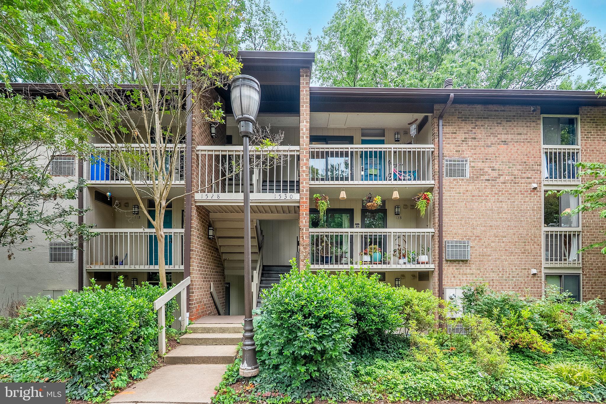 LAKEVIEW - Residential Lease