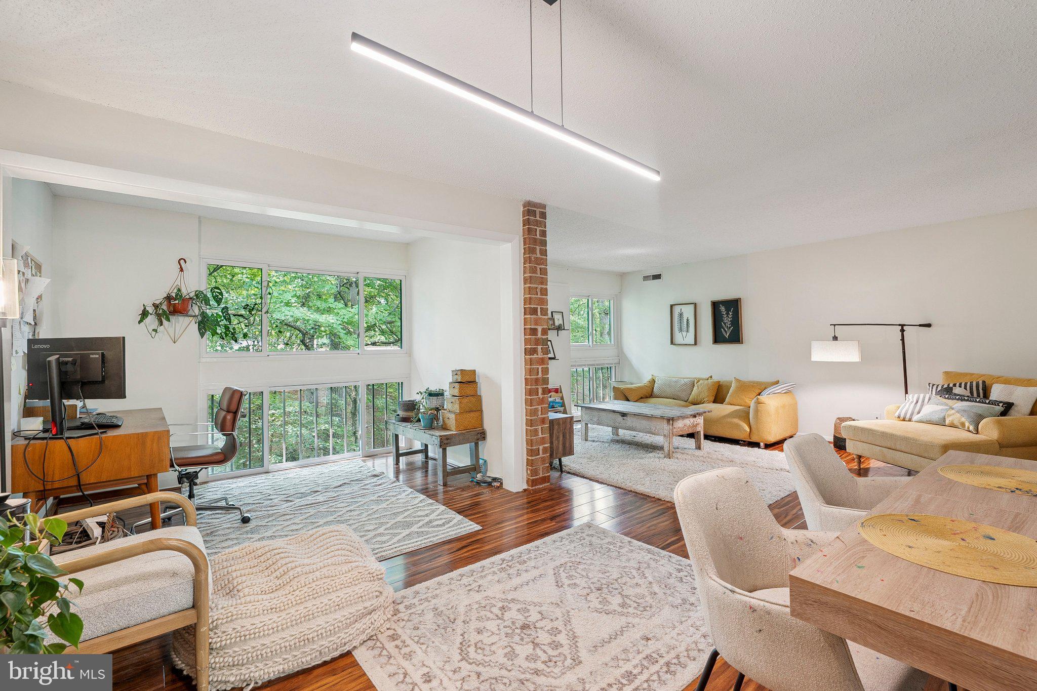 LAKEVIEW - Residential Lease