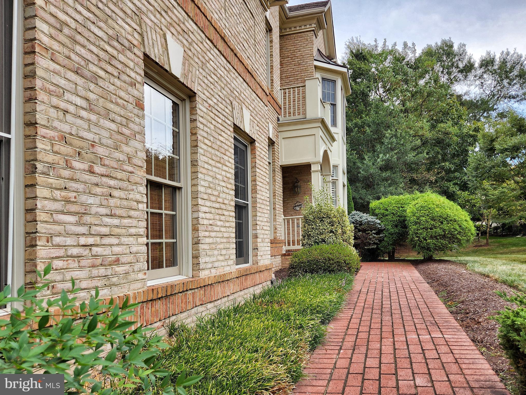 12748 LADY SOMERSET LANE