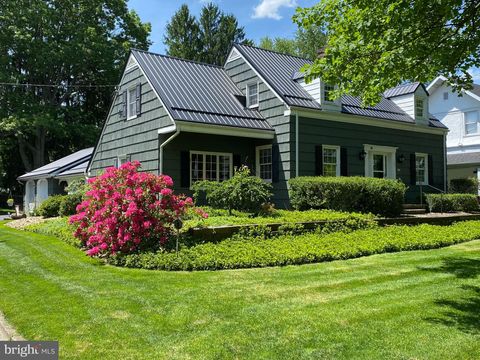 Homes For Sale - 111 W 1st Avenue<br/> CLEARFIELD, PA 16830