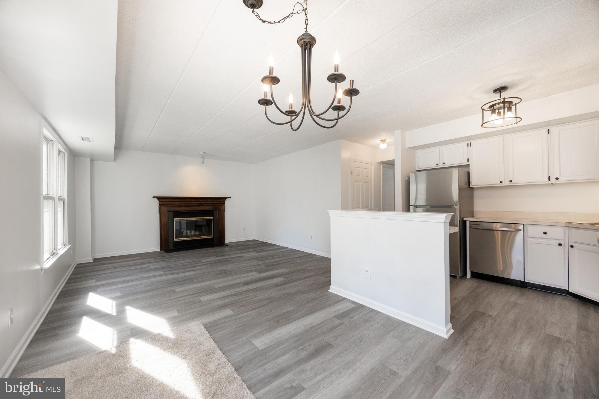 SPRINGHILL FARM - Residential