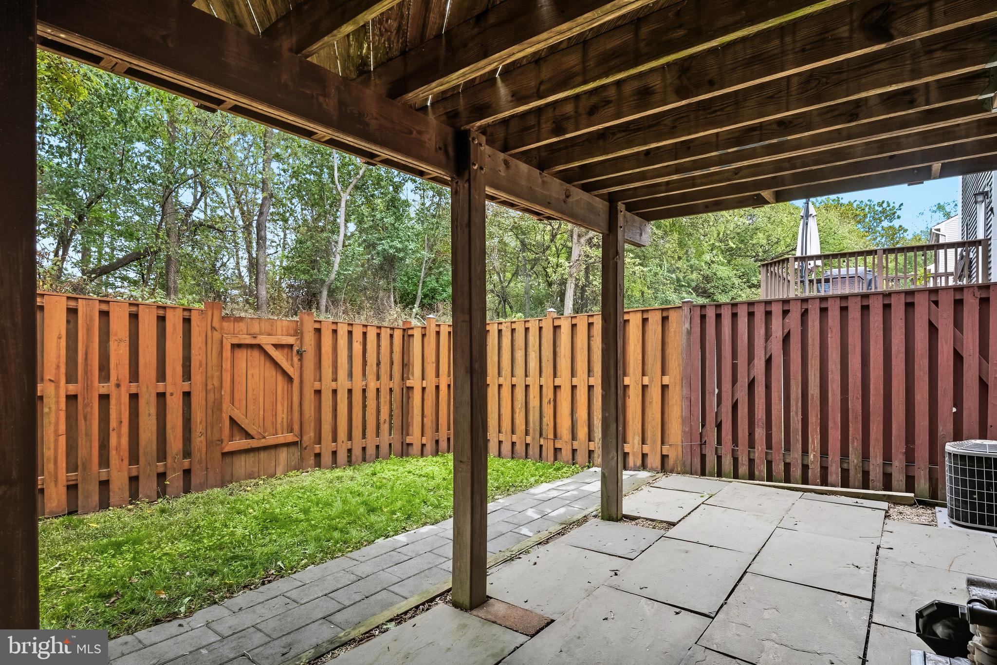 FRANKLIN GLEN - Residential