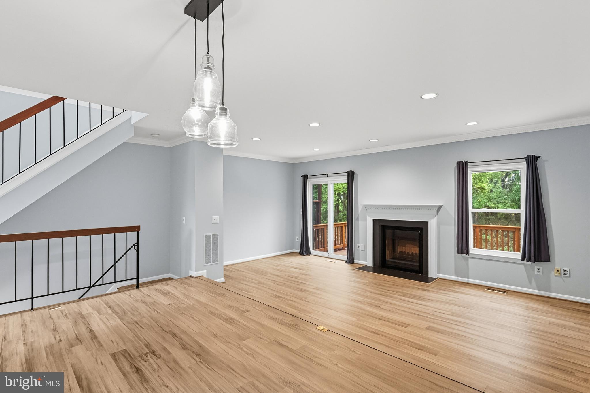 FRANKLIN GLEN - Residential