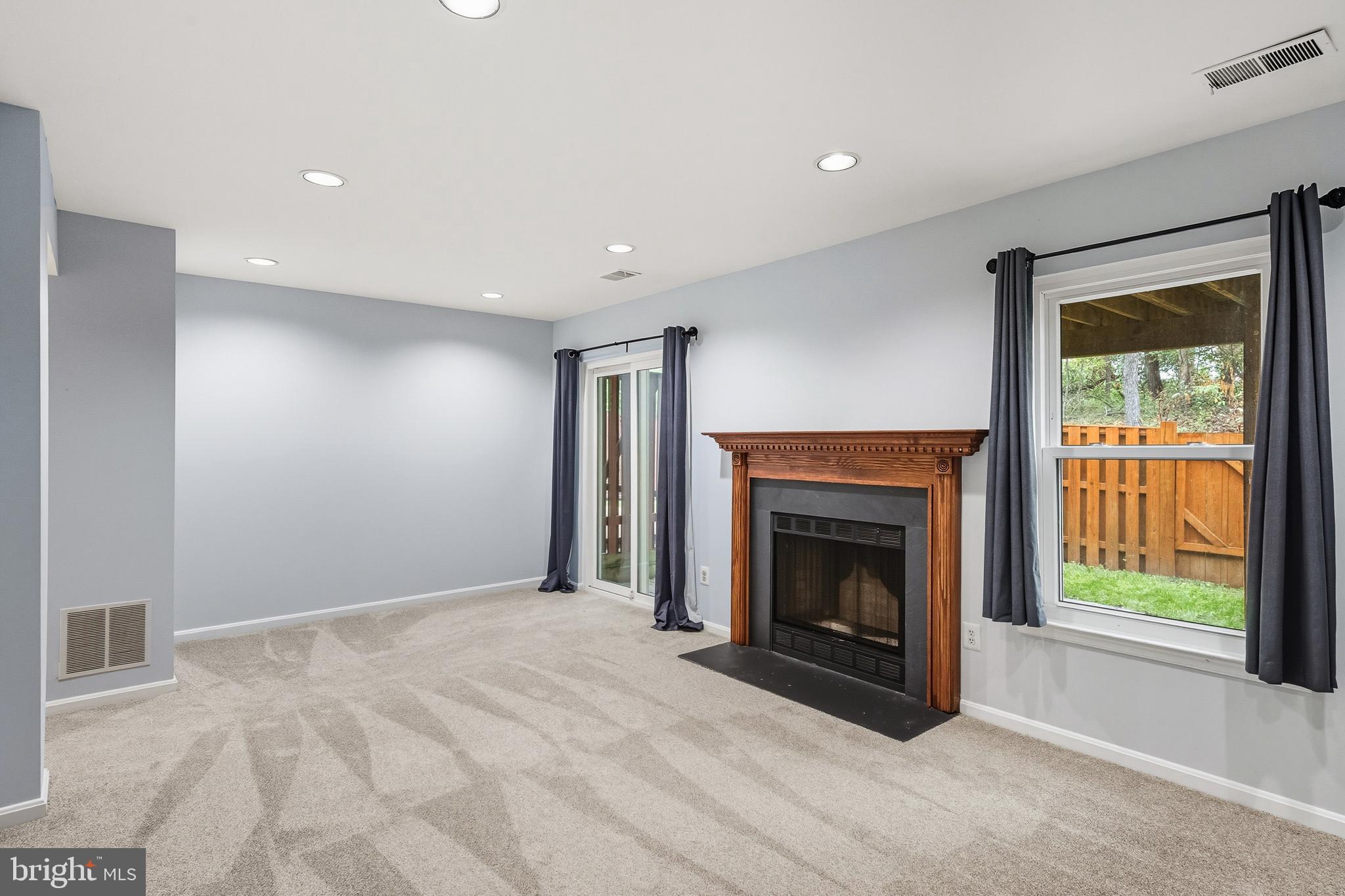 FRANKLIN GLEN - Residential