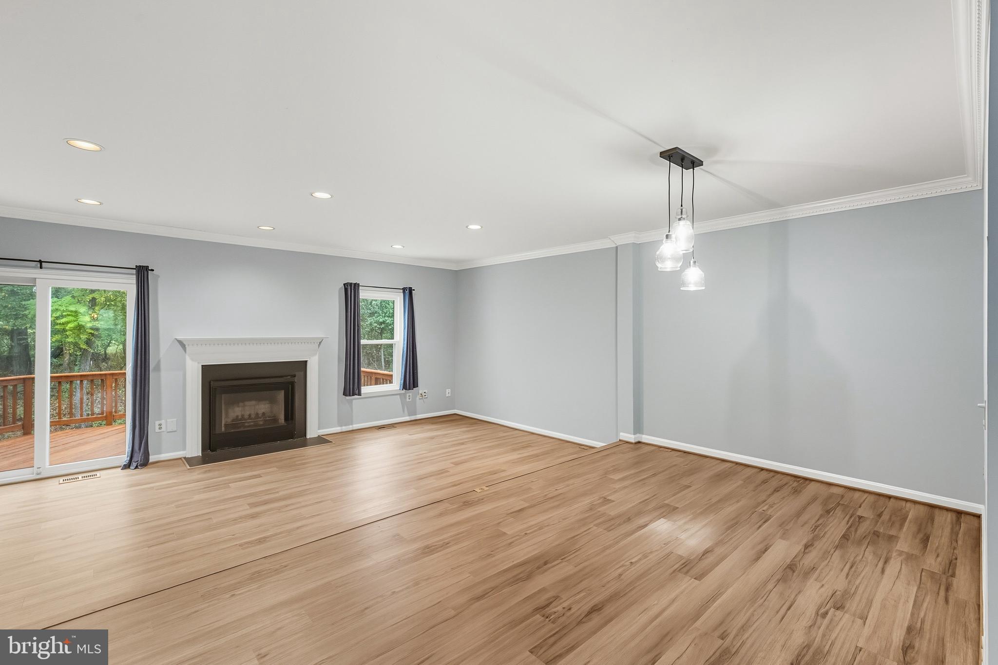 FRANKLIN GLEN - Residential