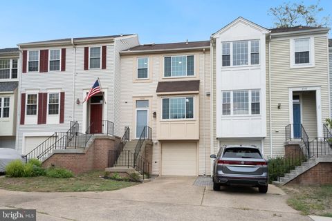 3320 BUCKEYE LANE FAIRFAX VA 22033