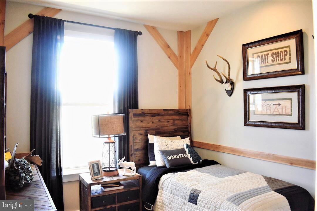 TUSCARORA CREEK - Residential