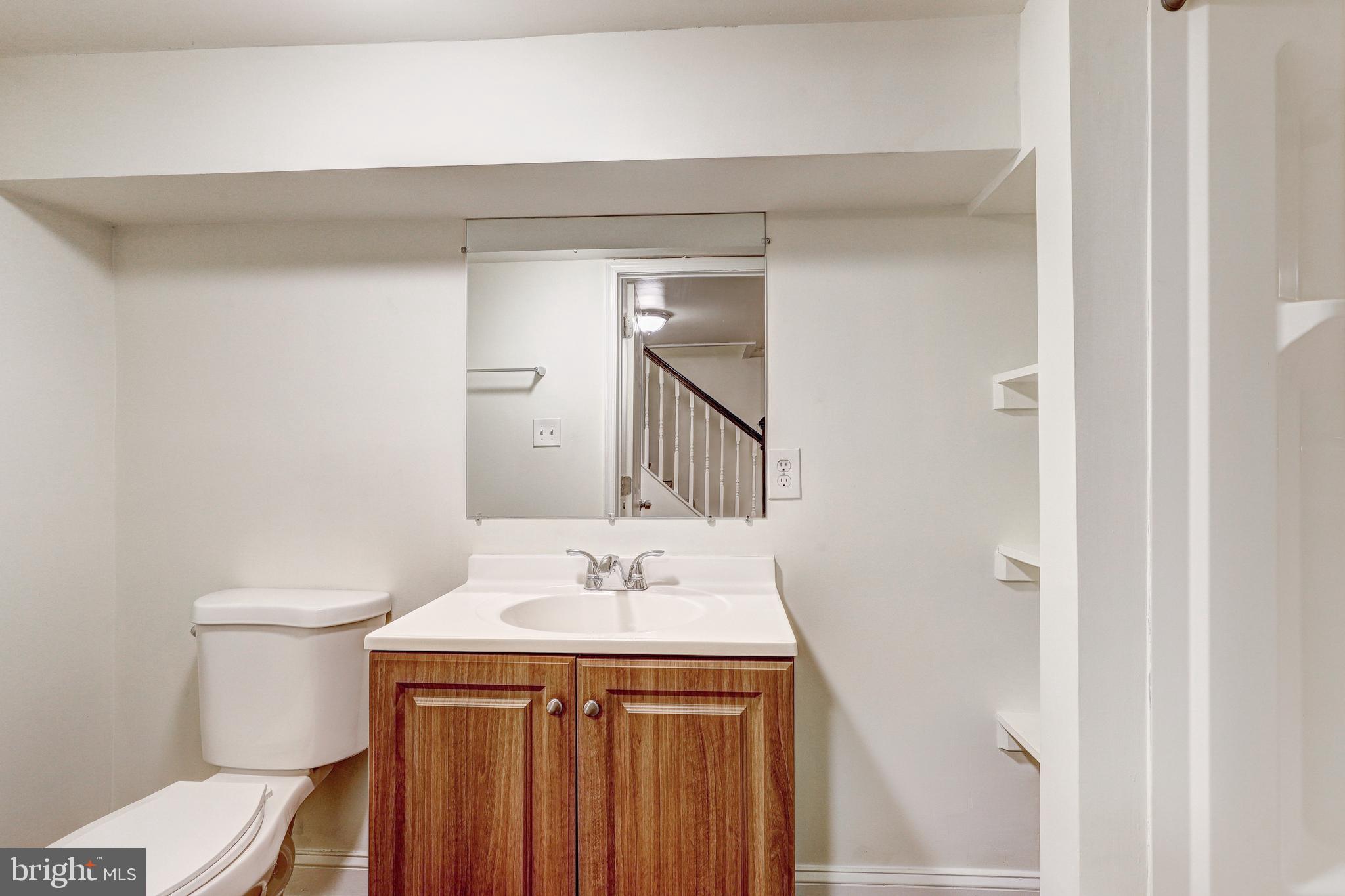 EVERGREEN LAWN - Residential