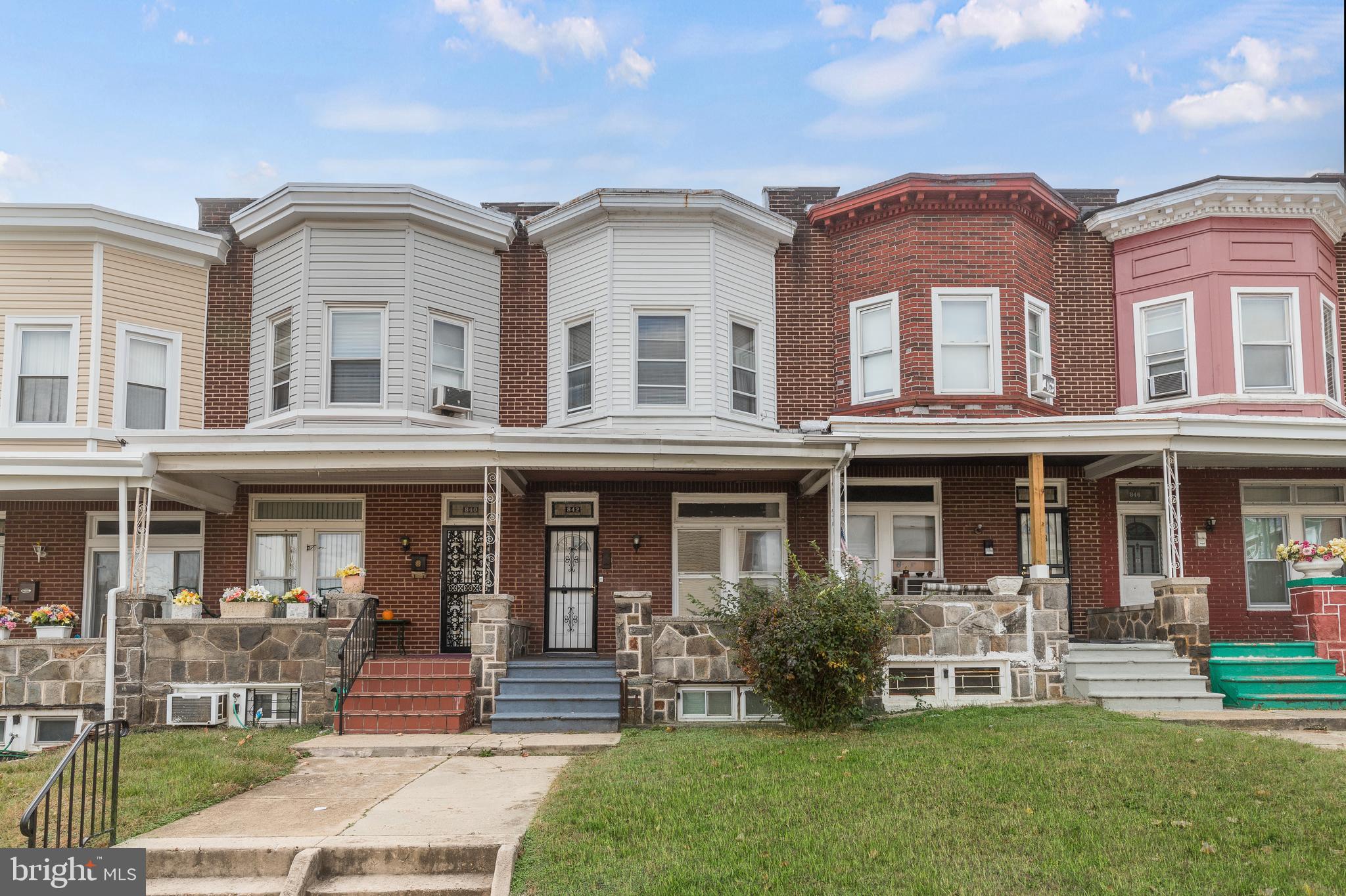 EVERGREEN LAWN - Residential