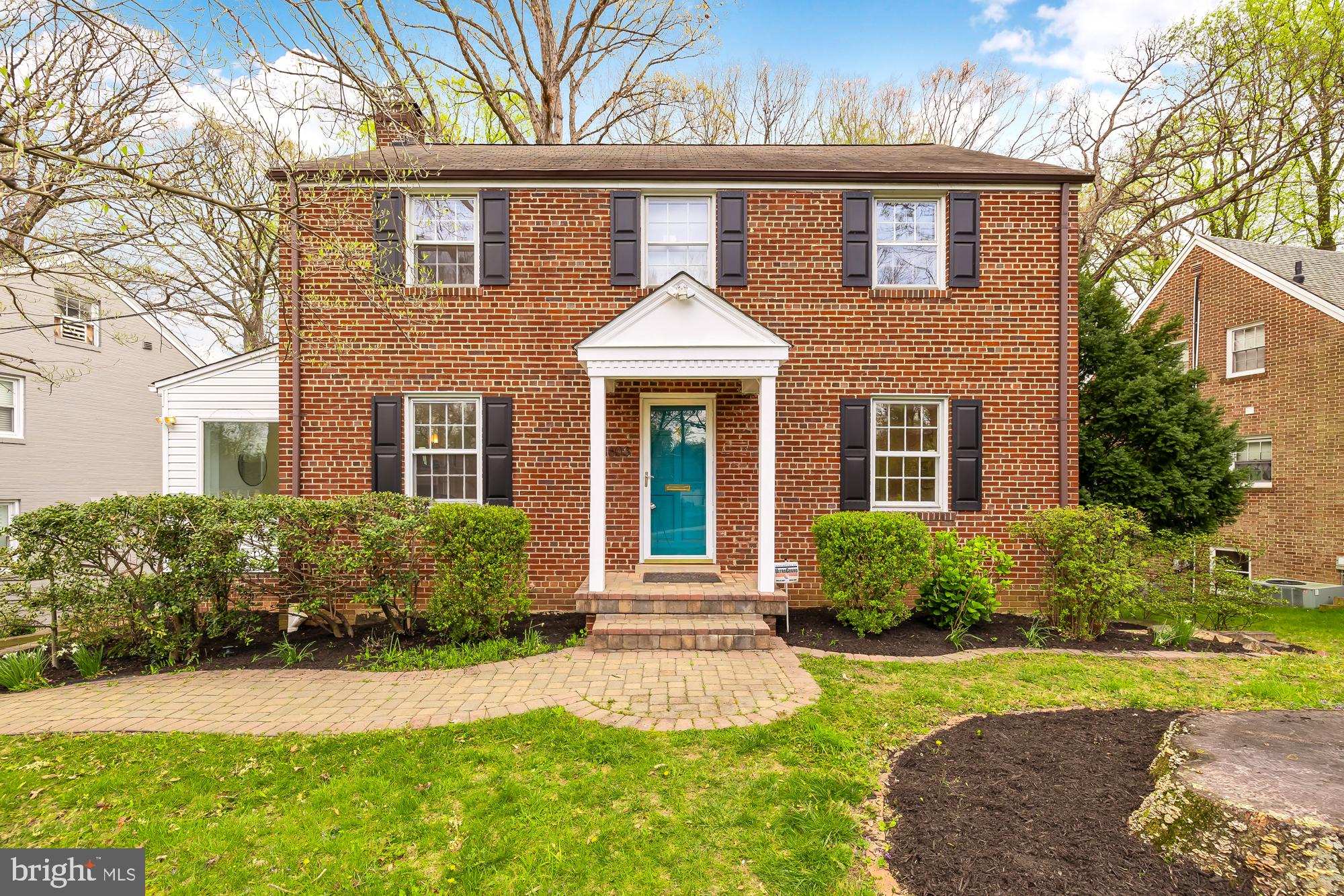 WOODSIDE PARK - Residential