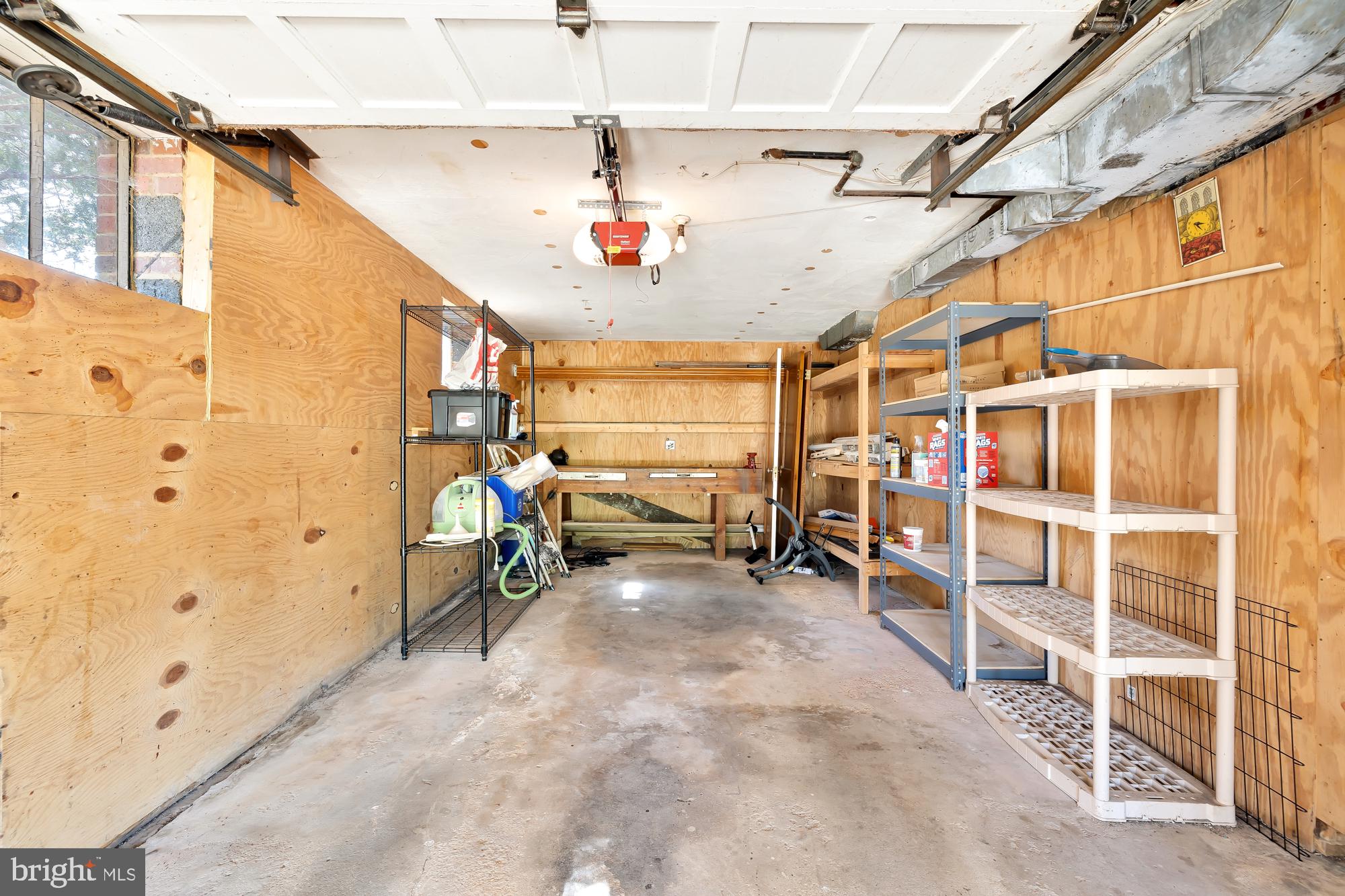 WOODSIDE PARK - Residential