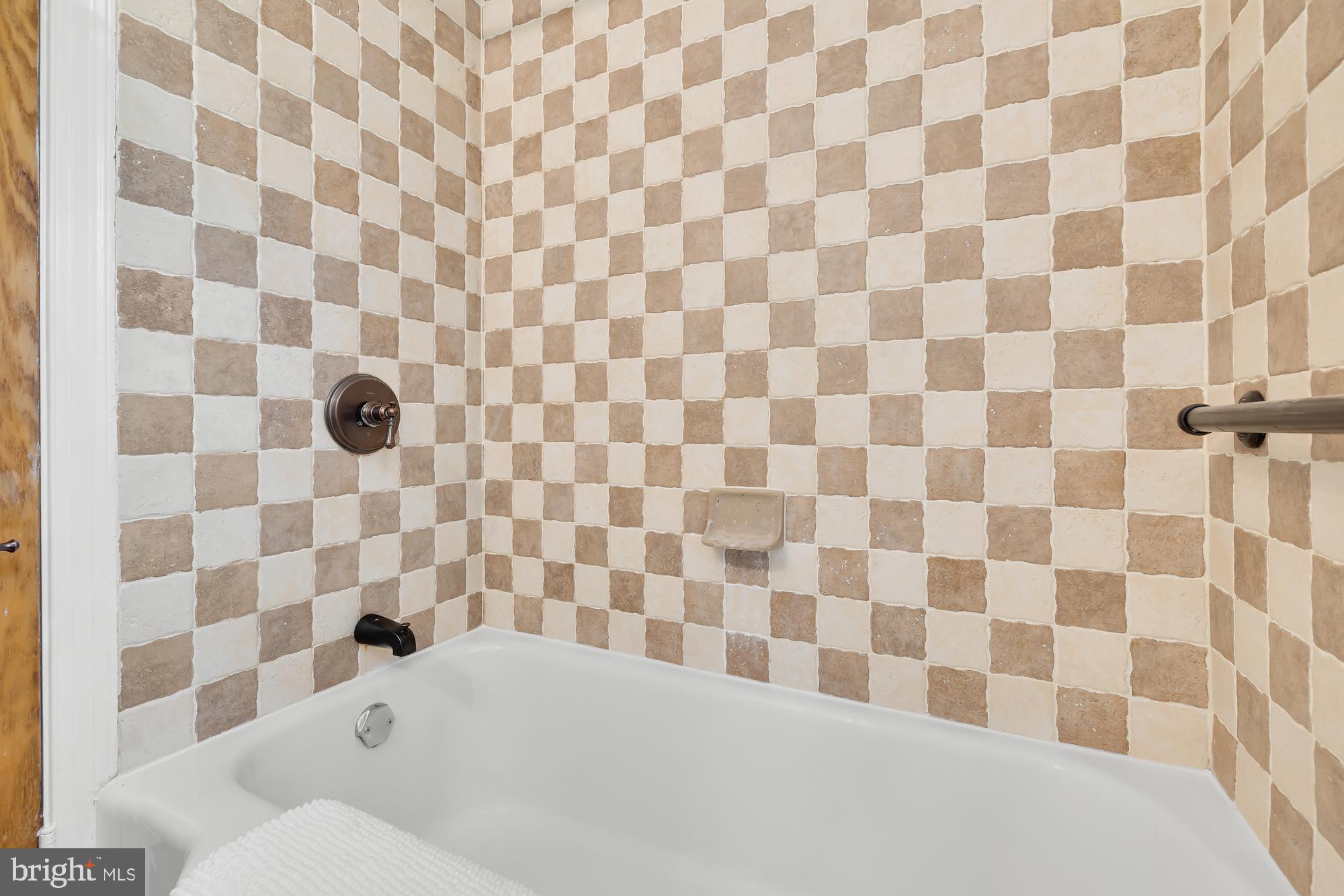 WOODSIDE PARK - Residential