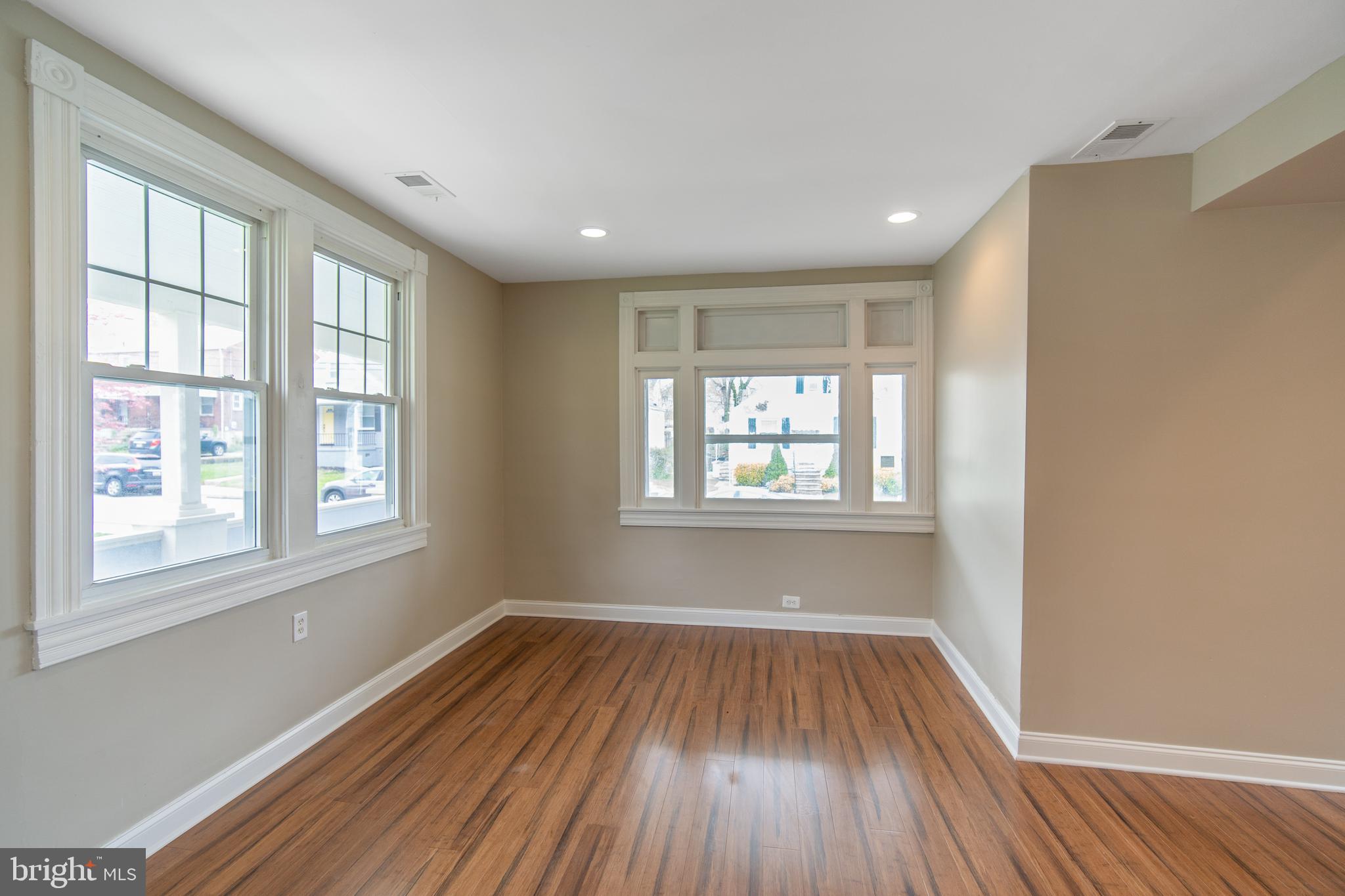 TAYLOR HEIGHTS - Residential