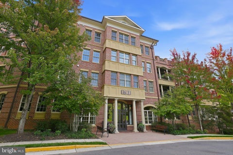 Photo of 1781 Chain Bridge Road #101, MCLEAN, VA 22102 (MLS # VAFX2343600)