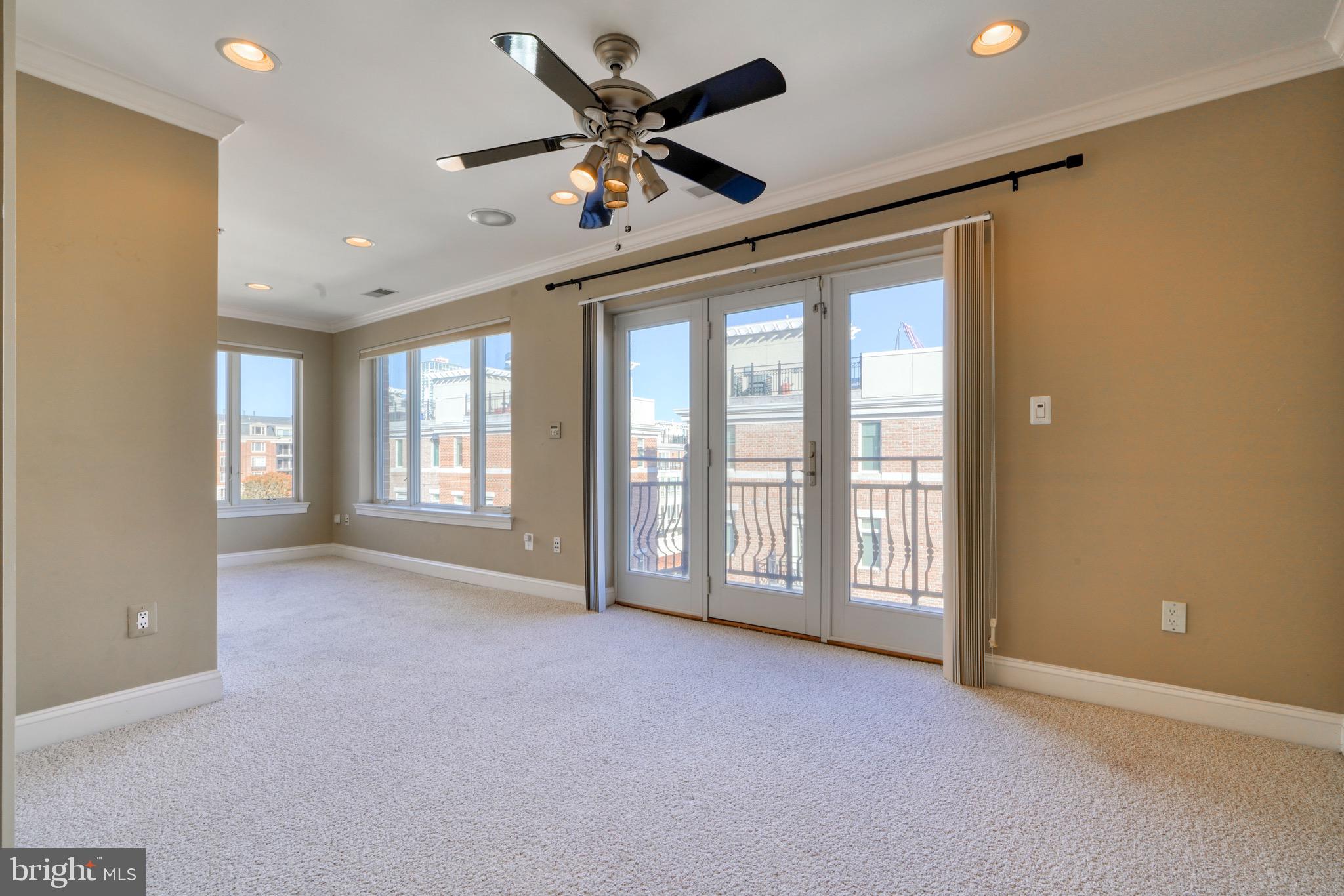 PIER HOMES AT HARBORVIEW - Residential