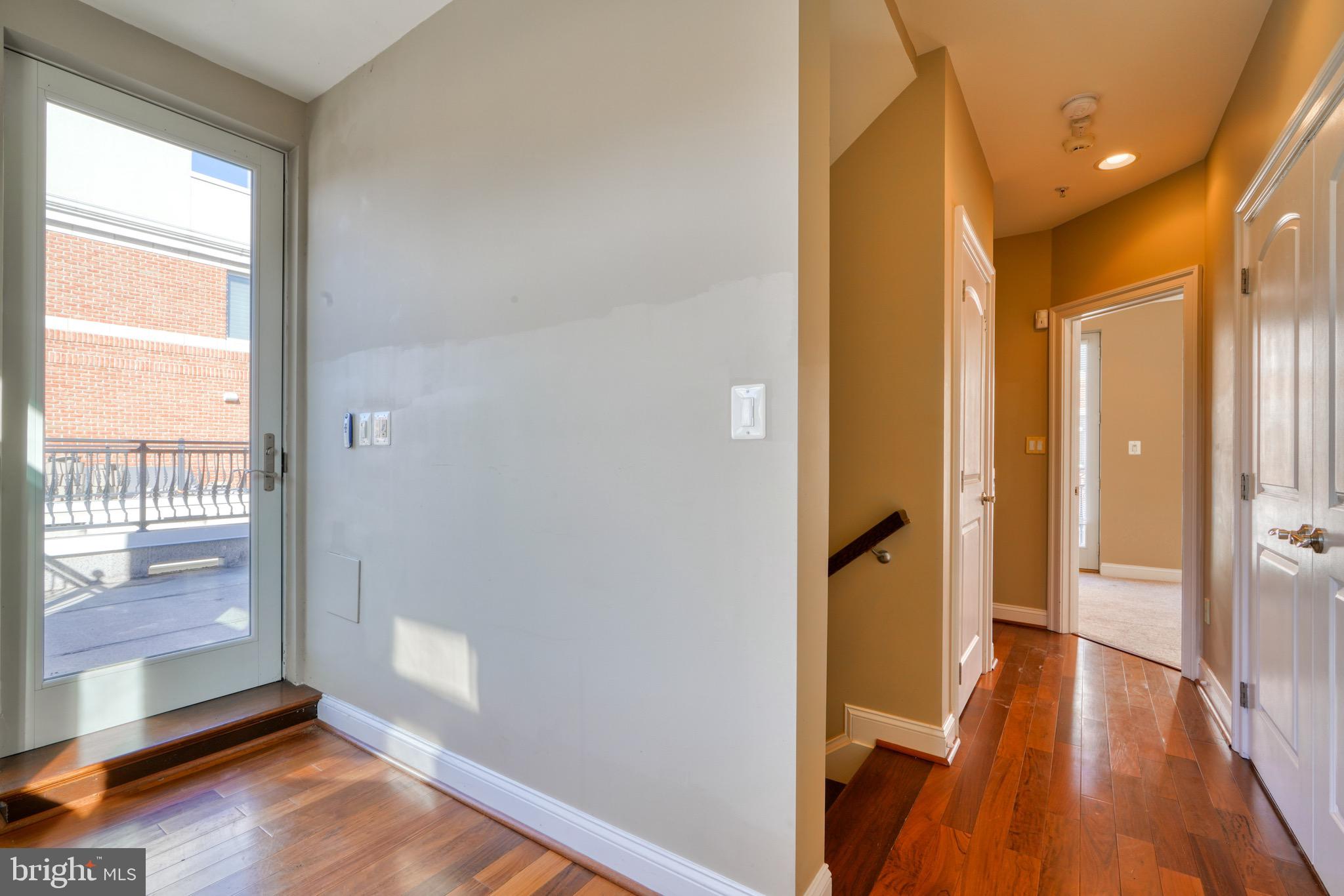 PIER HOMES AT HARBORVIEW - Residential