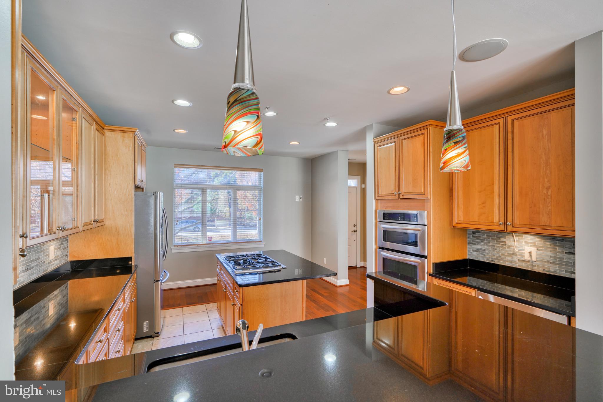 PIER HOMES AT HARBORVIEW - Residential