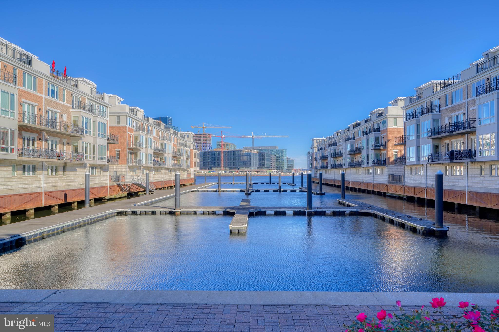 PIER HOMES AT HARBORVIEW - Residential
