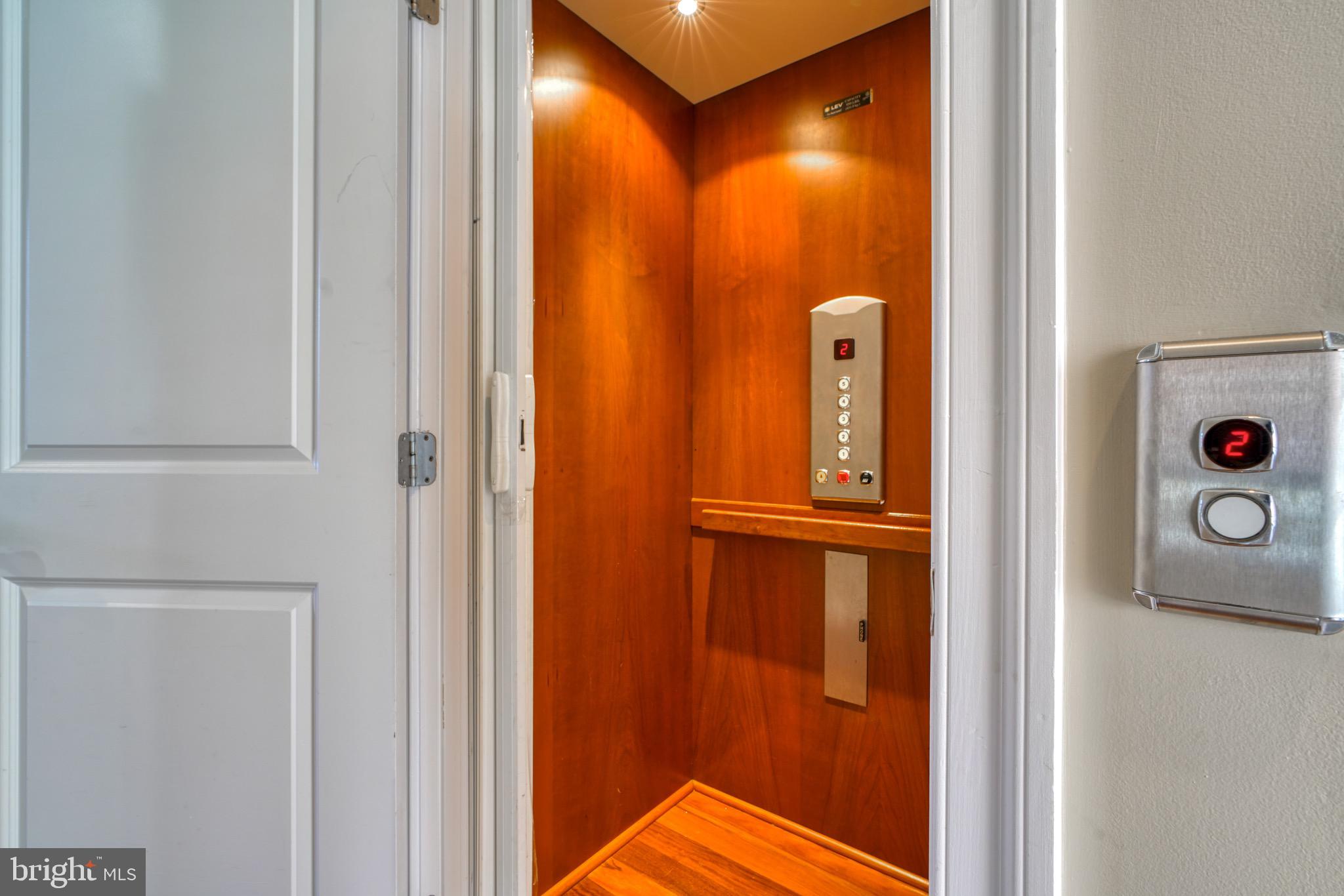 PIER HOMES AT HARBORVIEW - Residential