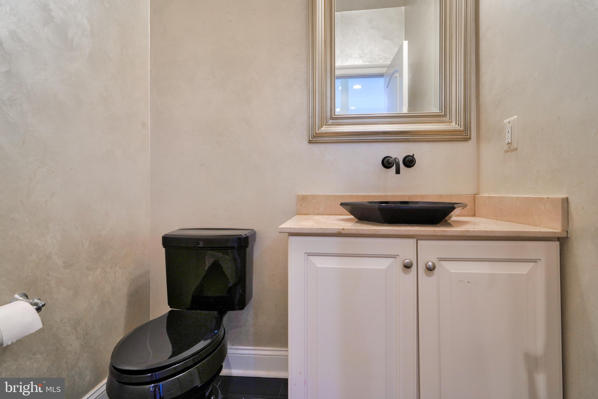 PIER HOMES AT HARBORVIEW - Residential