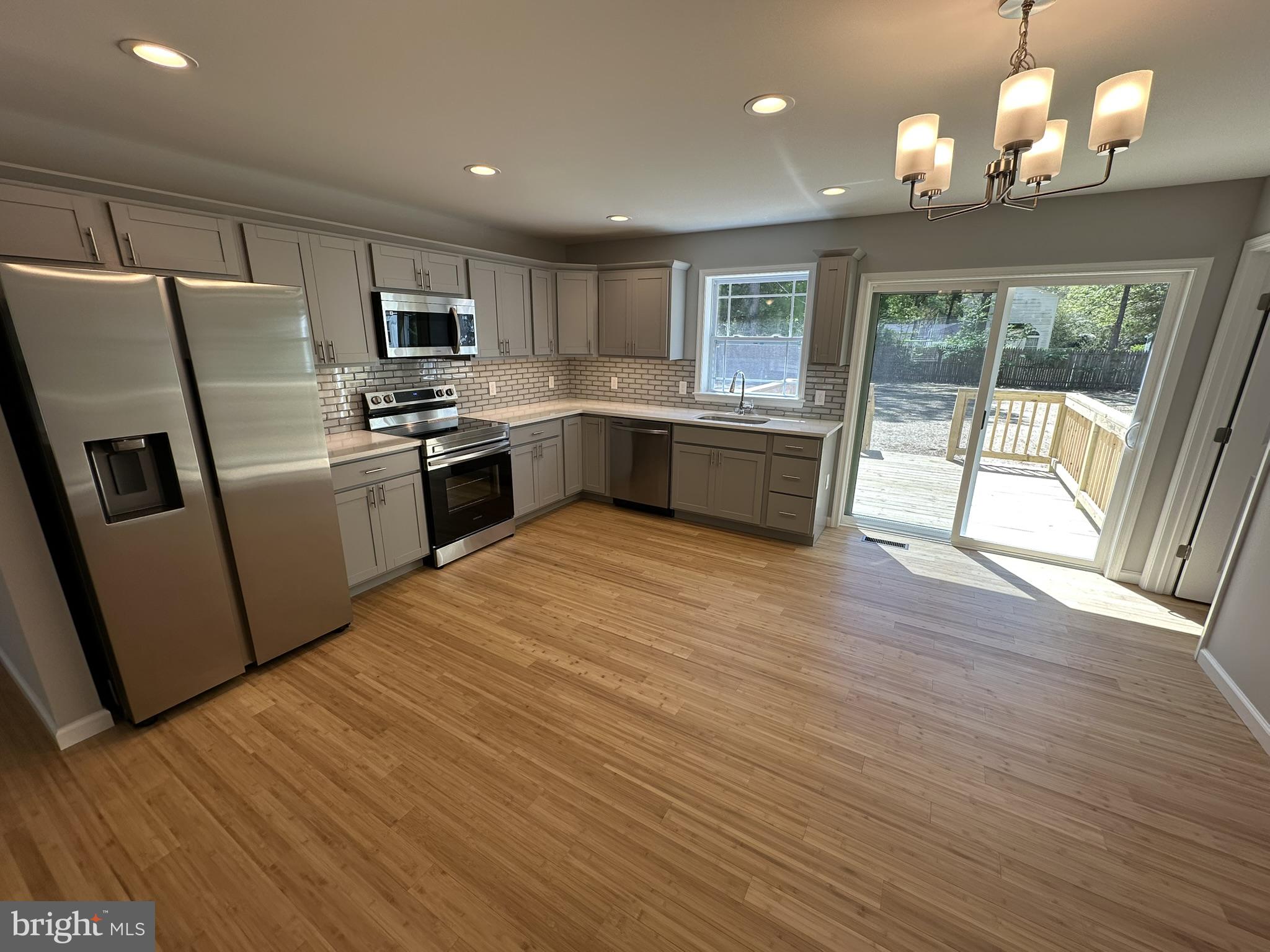 SHERWOOD ACRES - Residential