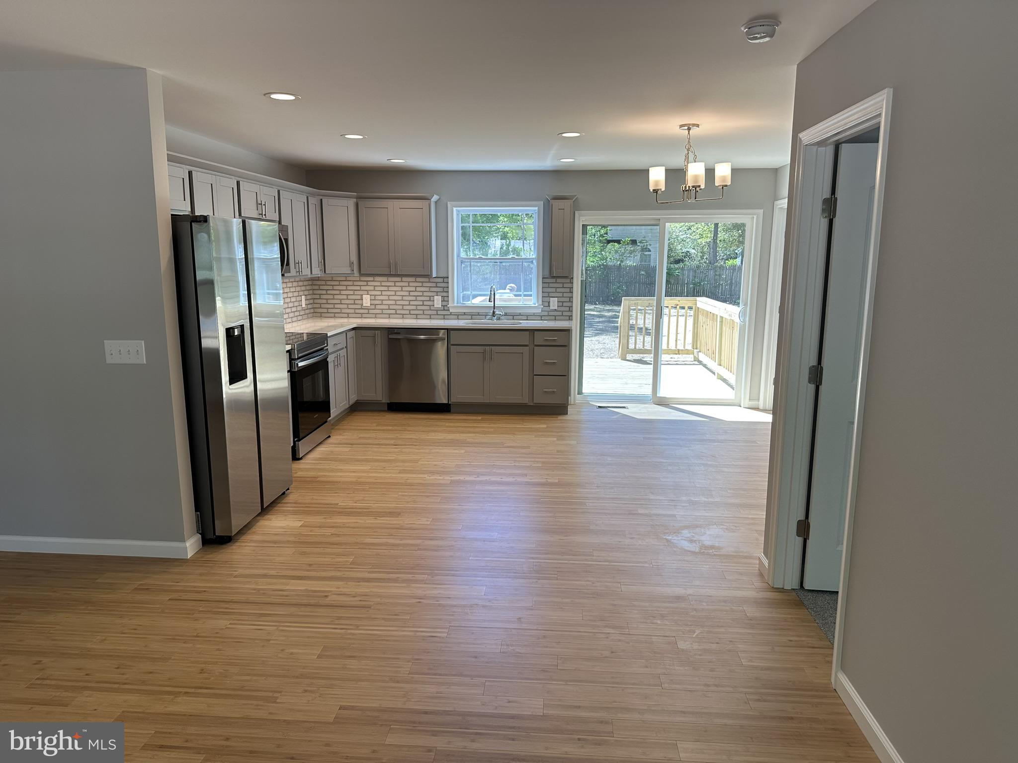 SHERWOOD ACRES - Residential