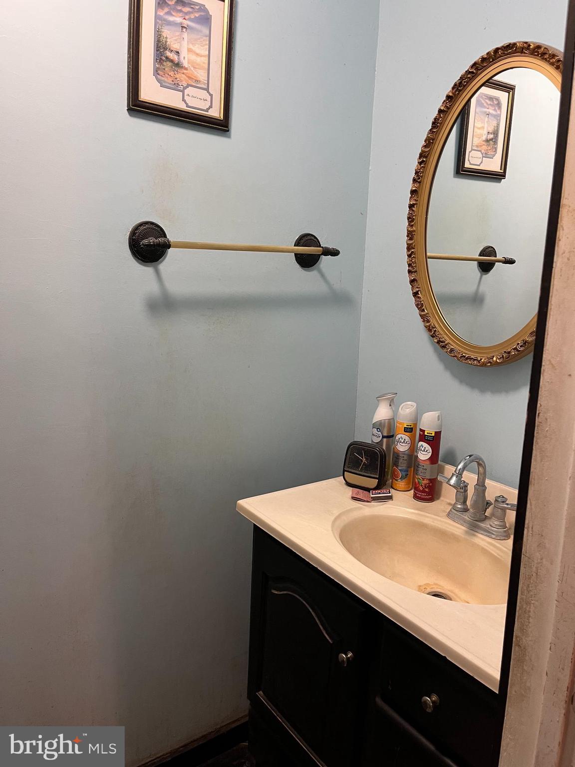 44 TOWNVIEW DRIVE H-44