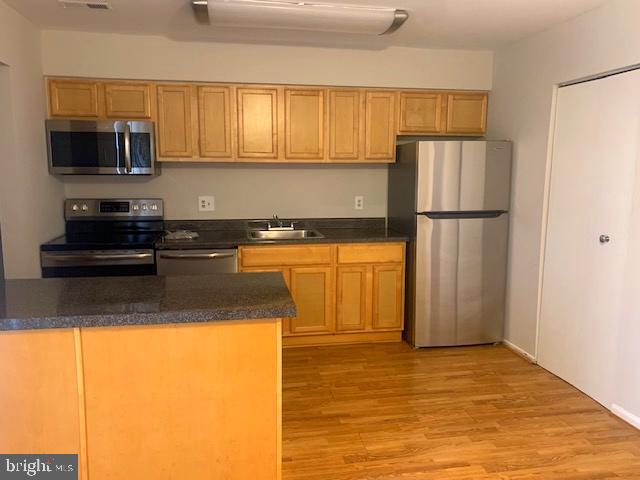 HERITAGE HILL CONDO - Residential Lease