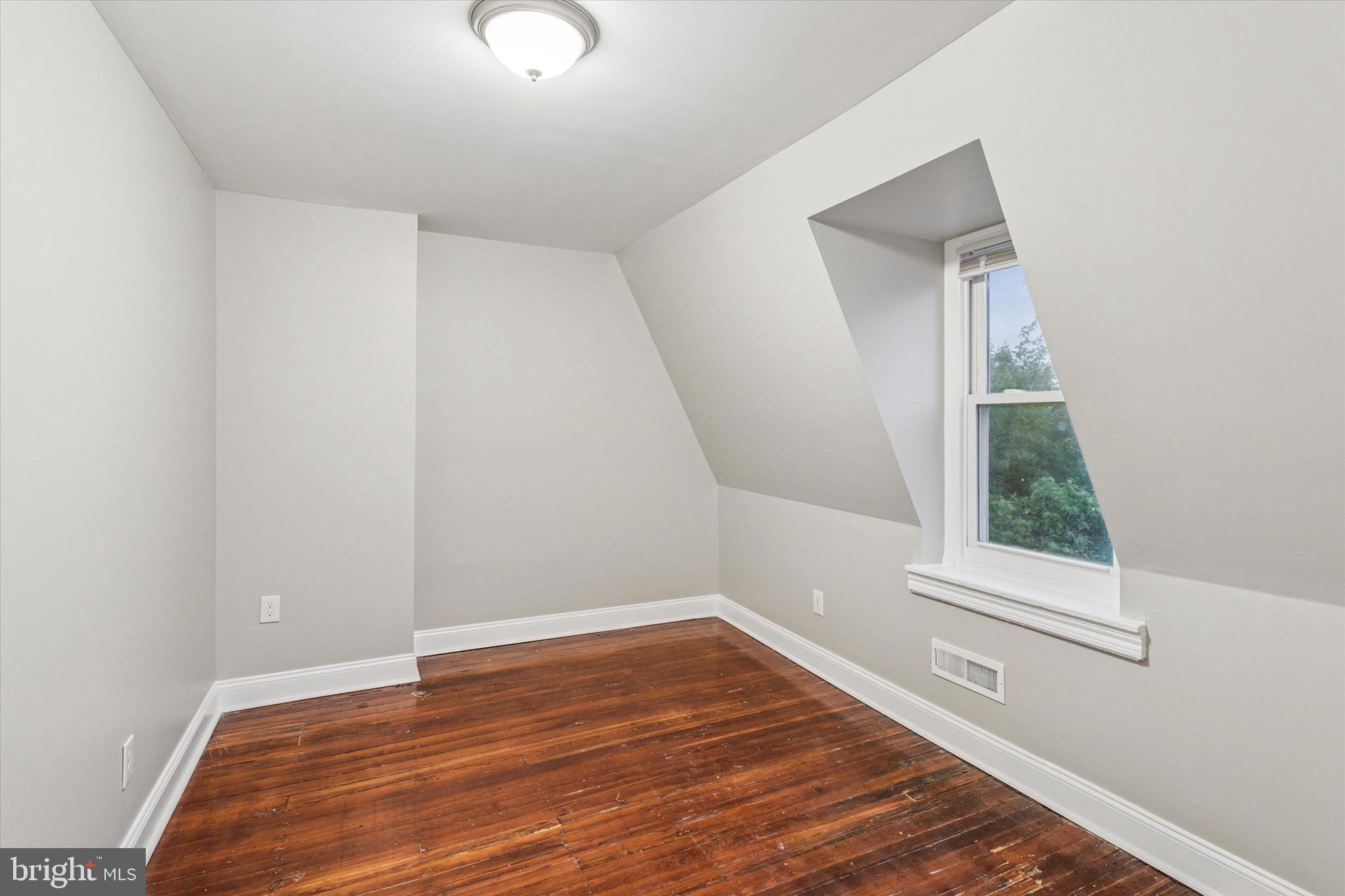 FRANKFORD - Residential