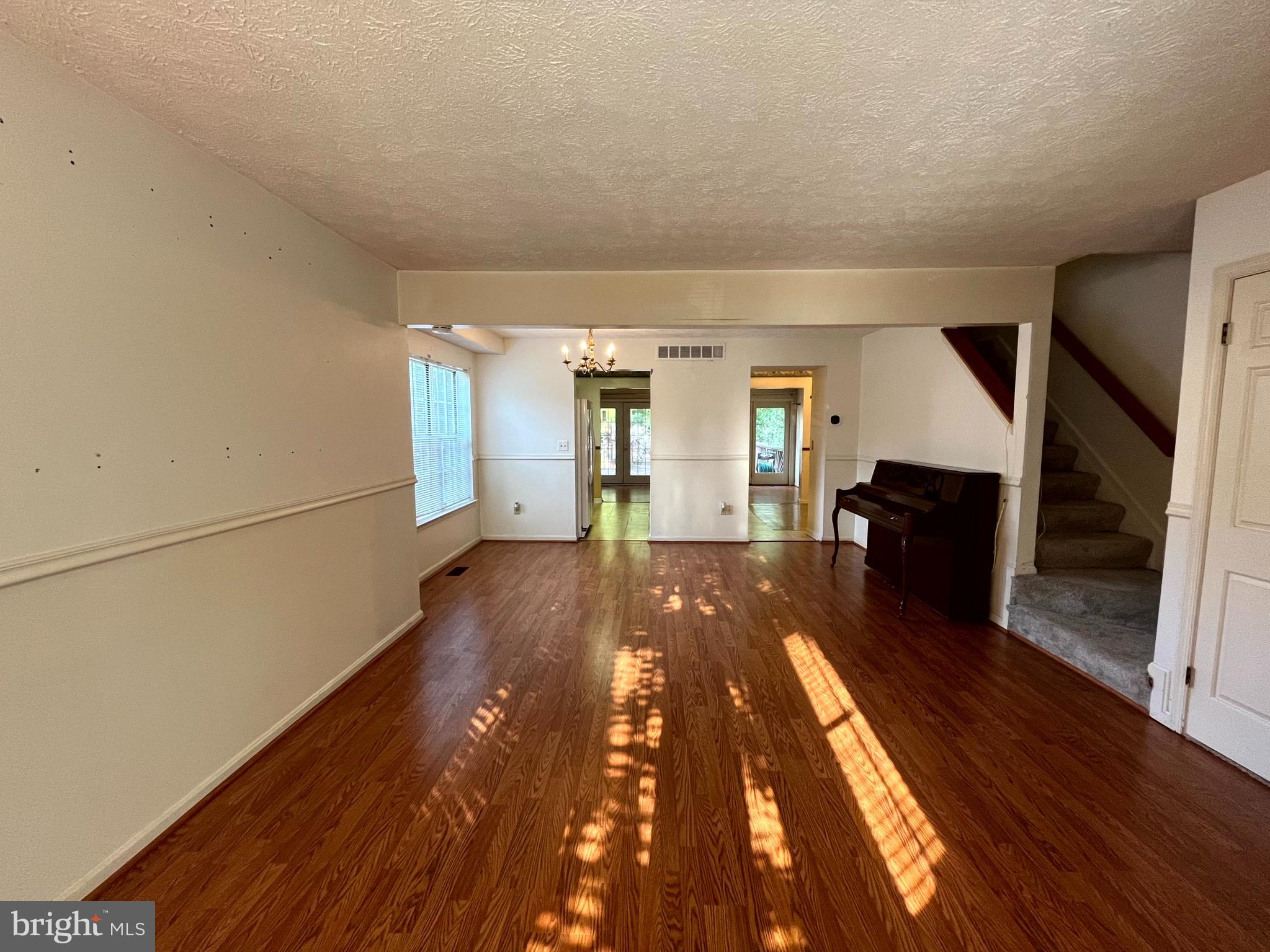 RIVERSIDE - Residential